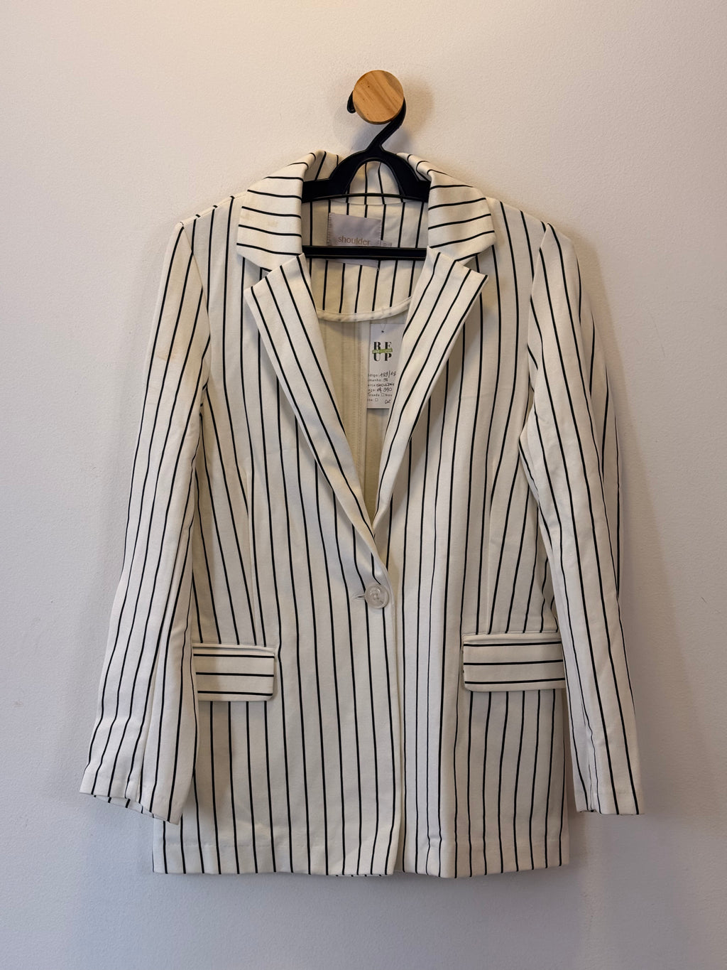 Blazer Listrado Shoulder