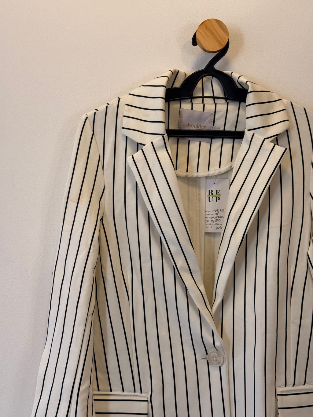Blazer Listrado Shoulder