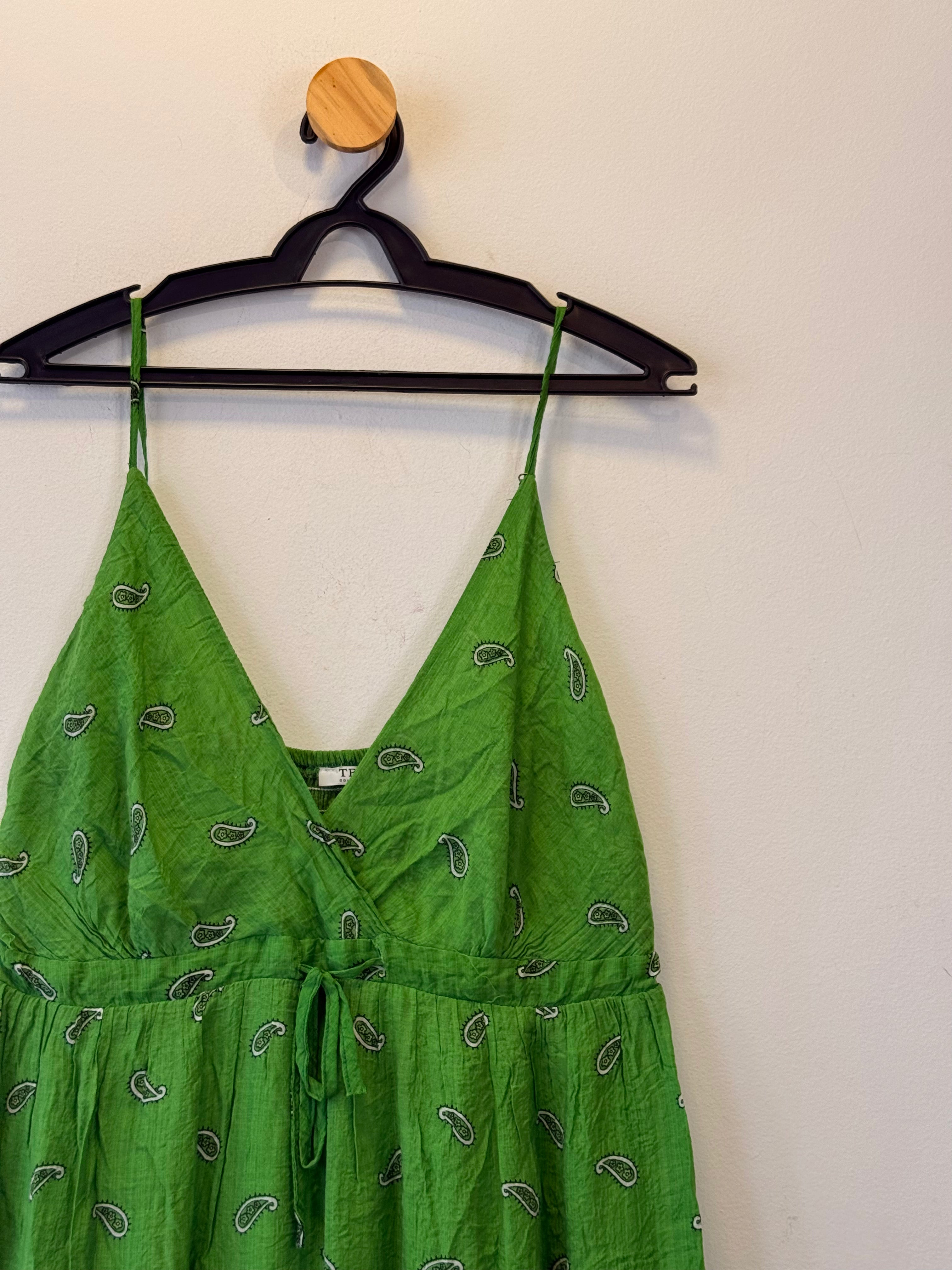 Vestido Longo Padrão Paisley Verde