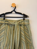 Short Listrado Verde