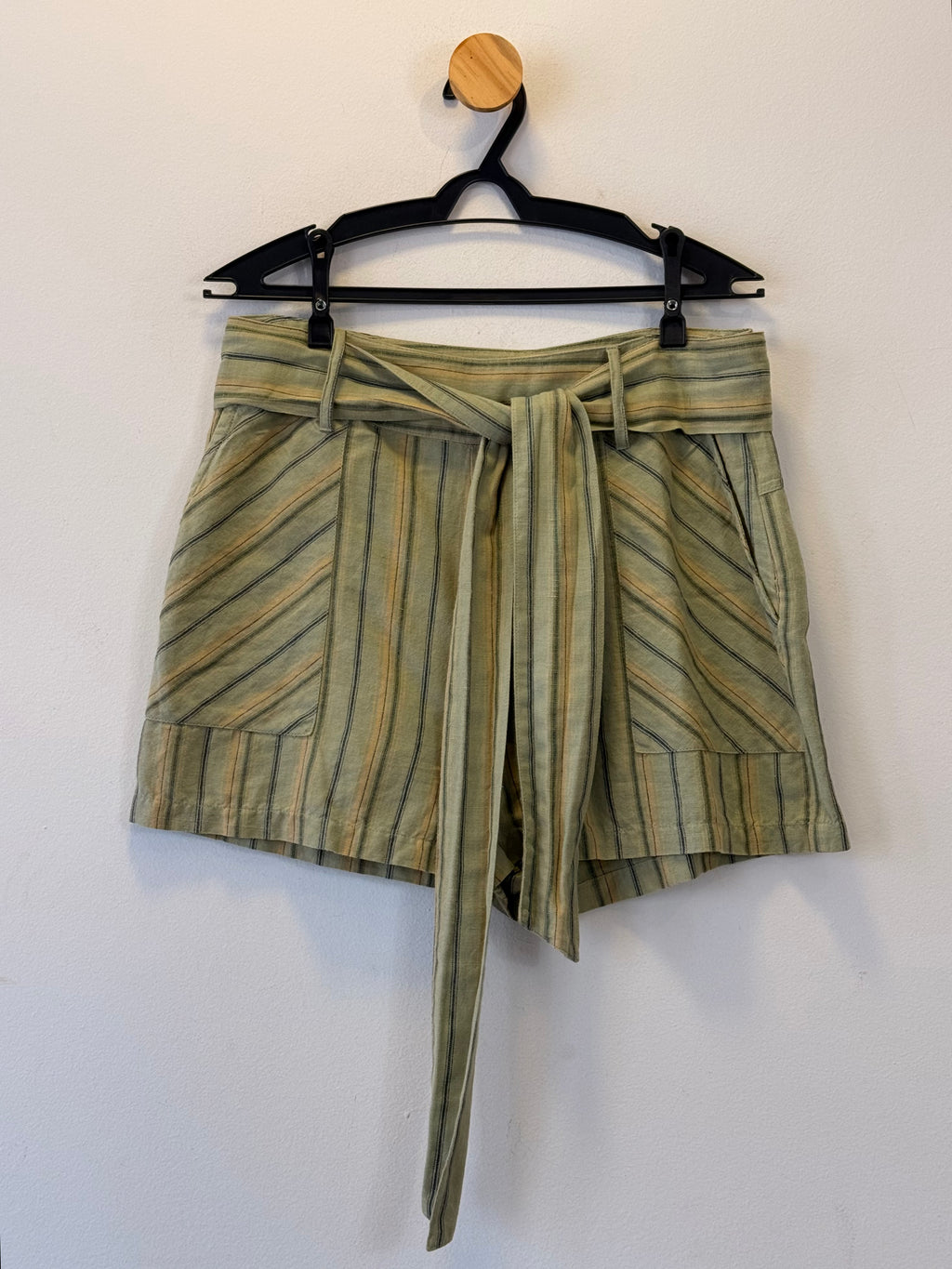 Short Listrado Verde