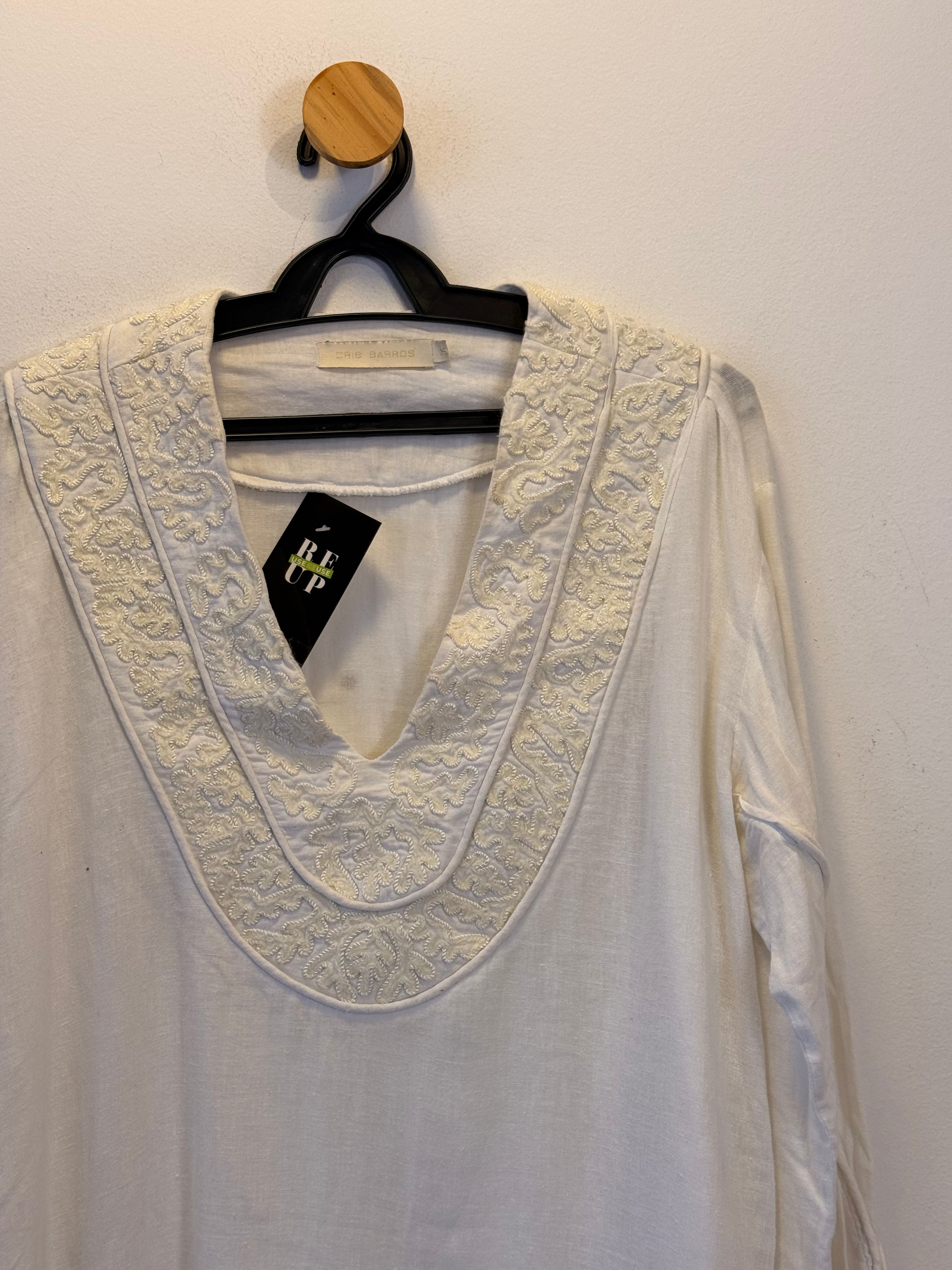 Blusa Branca Cris Barros