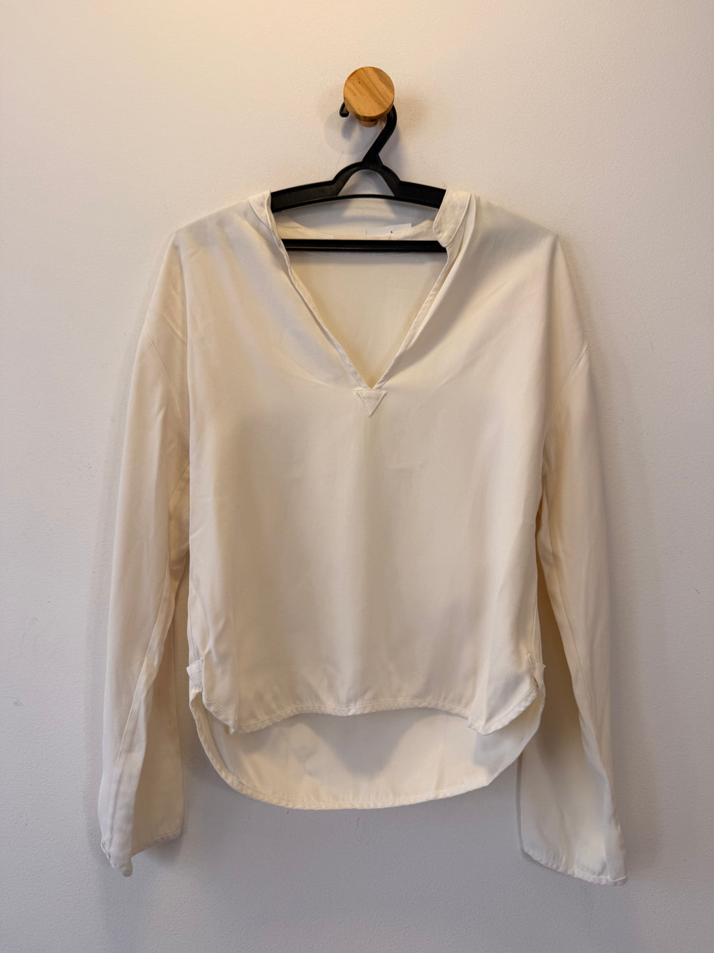 Blusa Off White Cris Barros