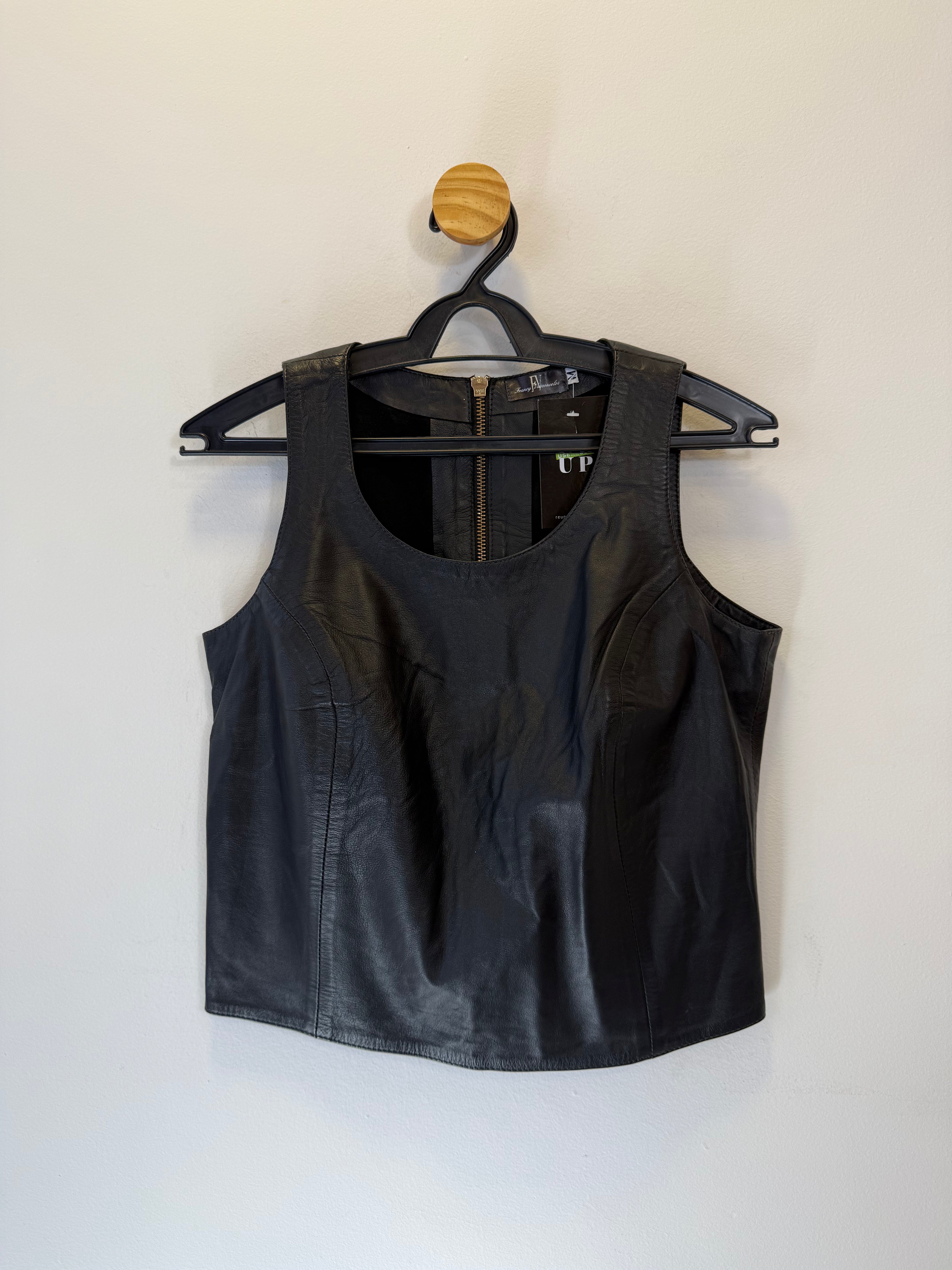 Cropped Regata Couro Preto
