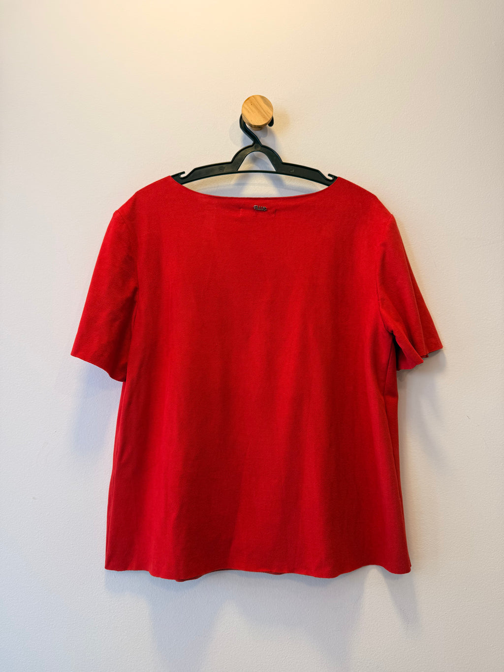Blusa Manga Curta Vermelha