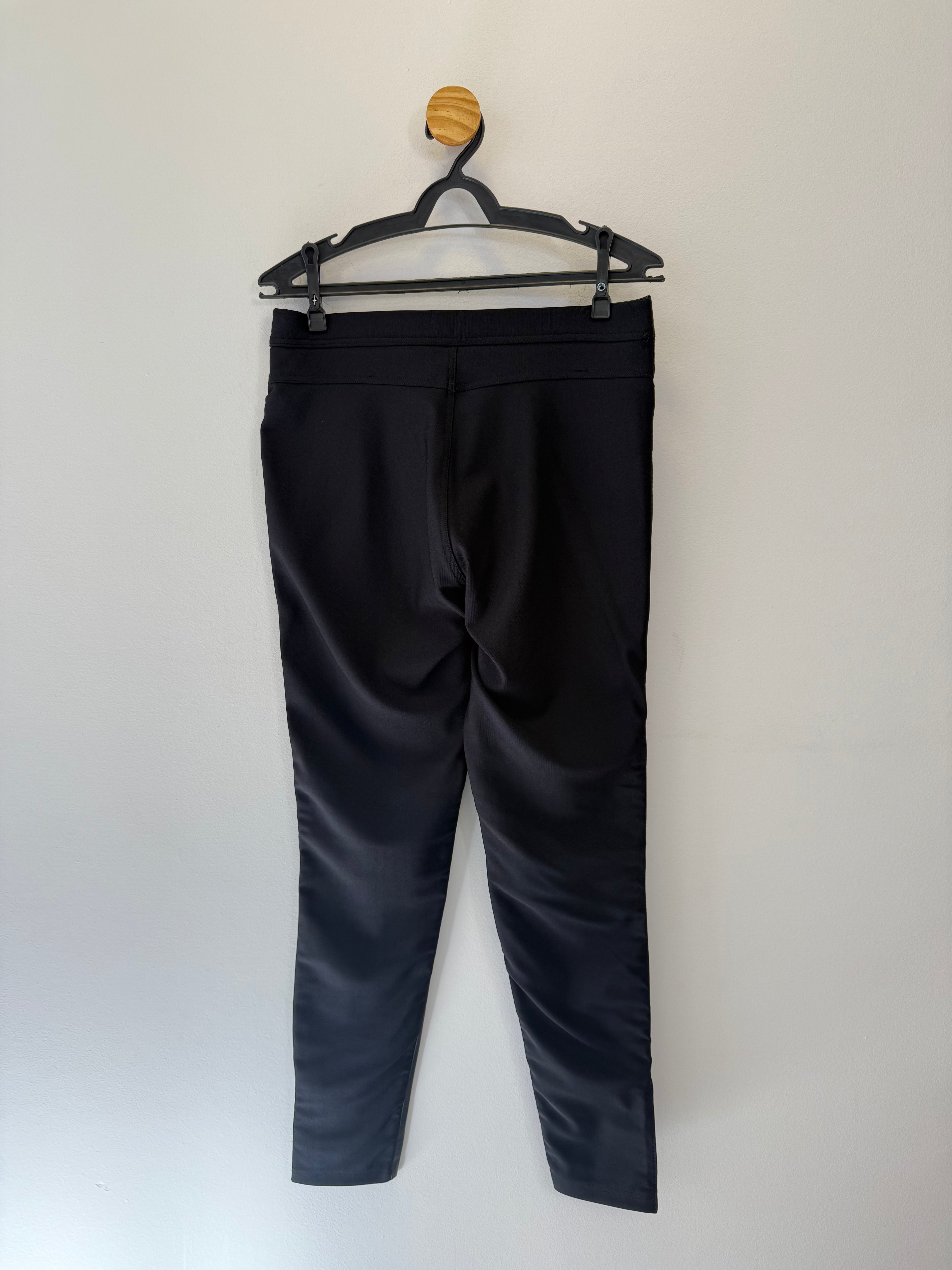Calça Skinny Clássica em Couro Preto