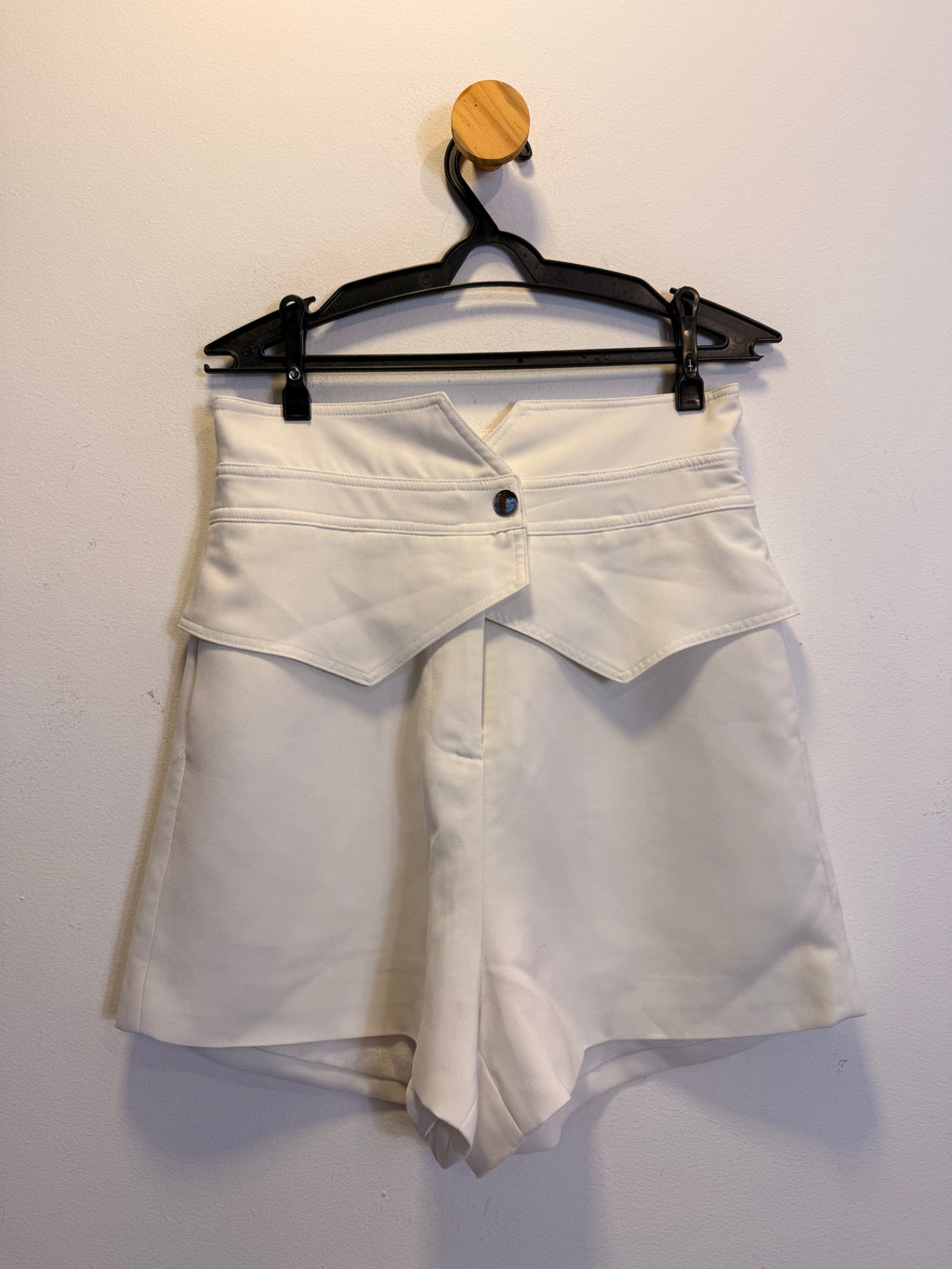 Short Branco SK