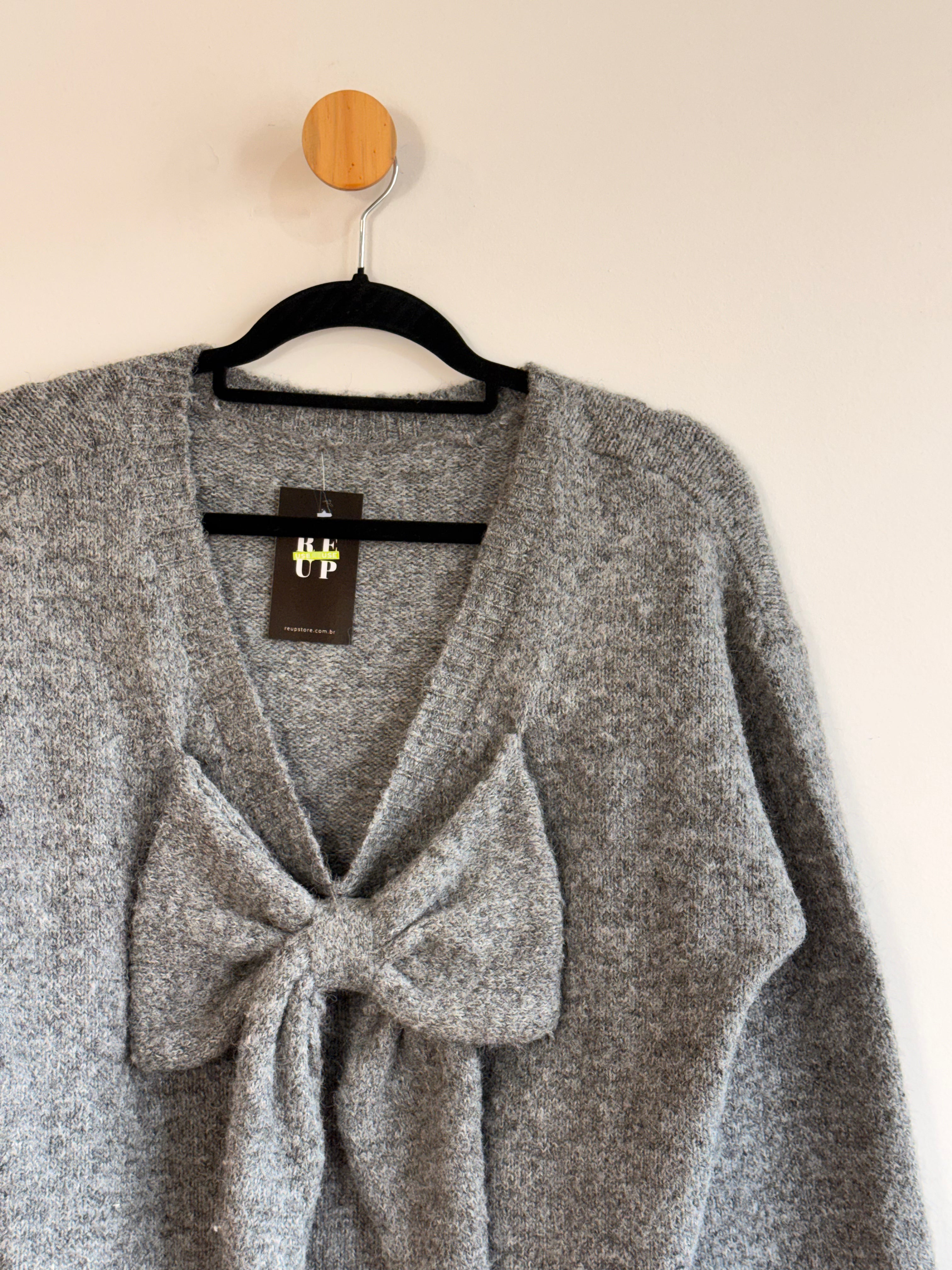 Tricot Cinza com Laço