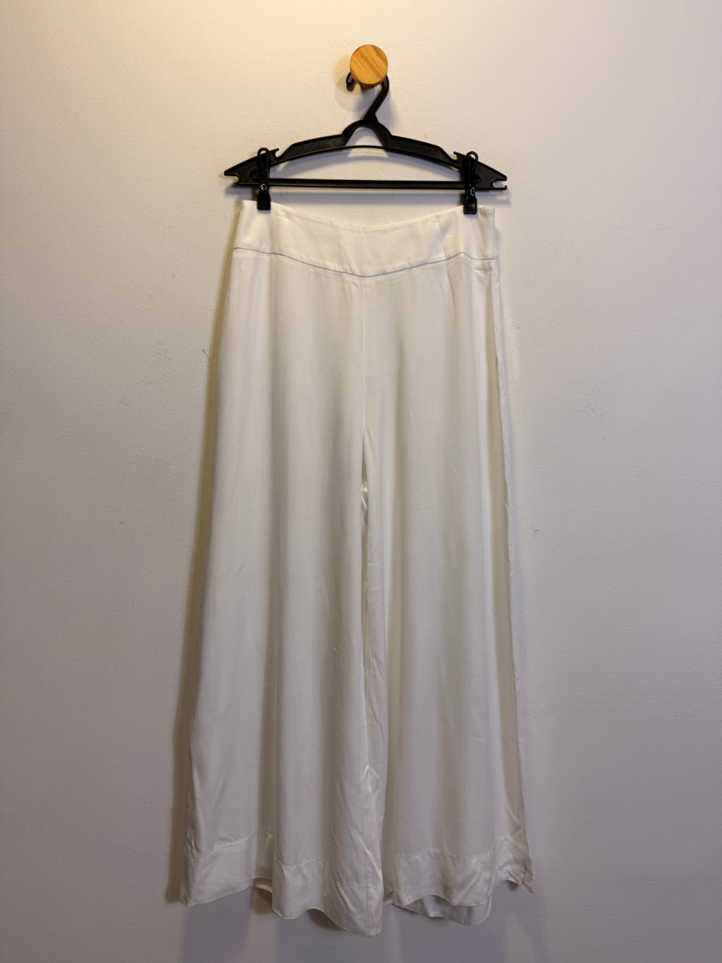 Calça Branca Borda Barroca