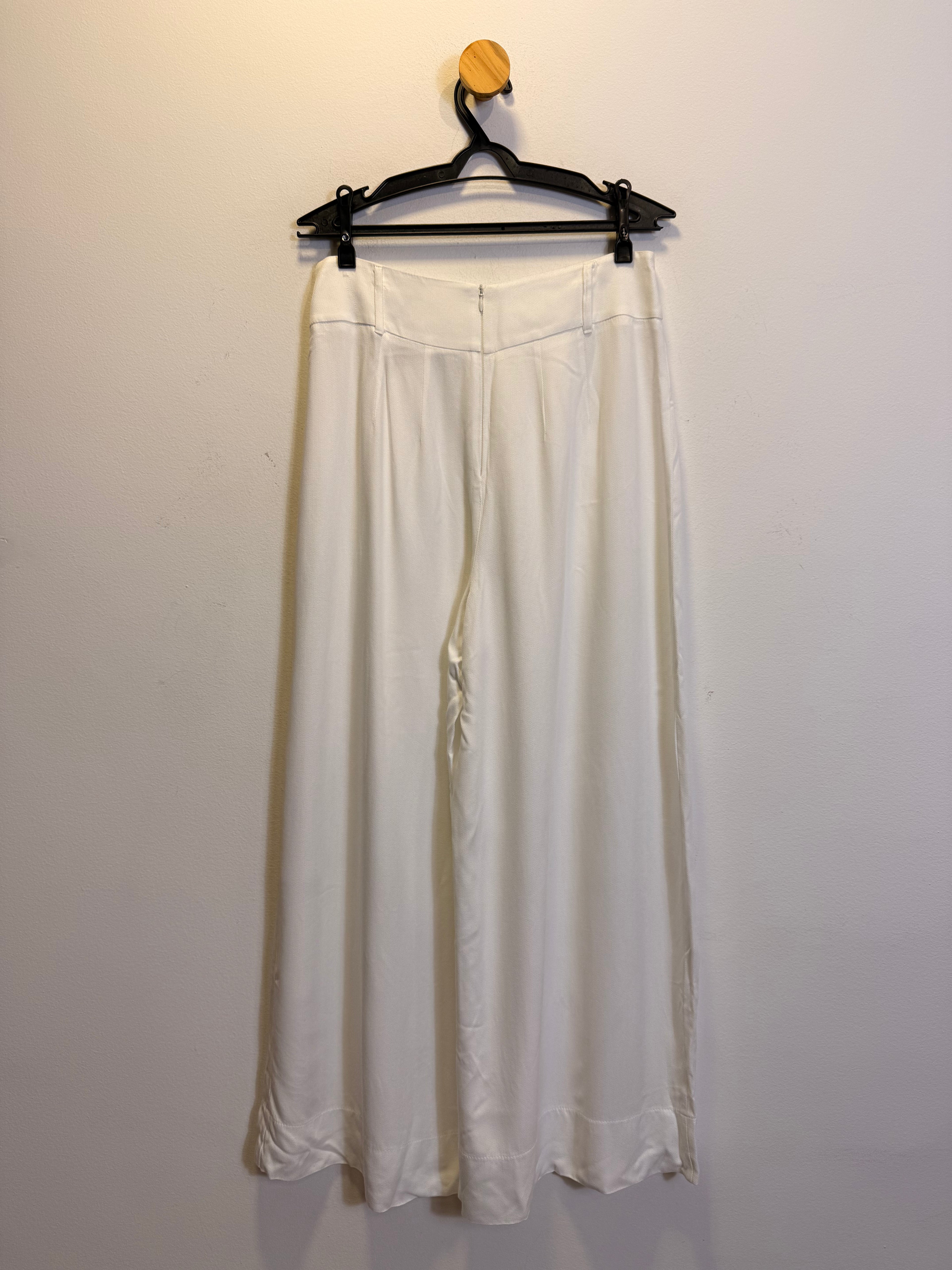 Calça Branca Borda Barroca