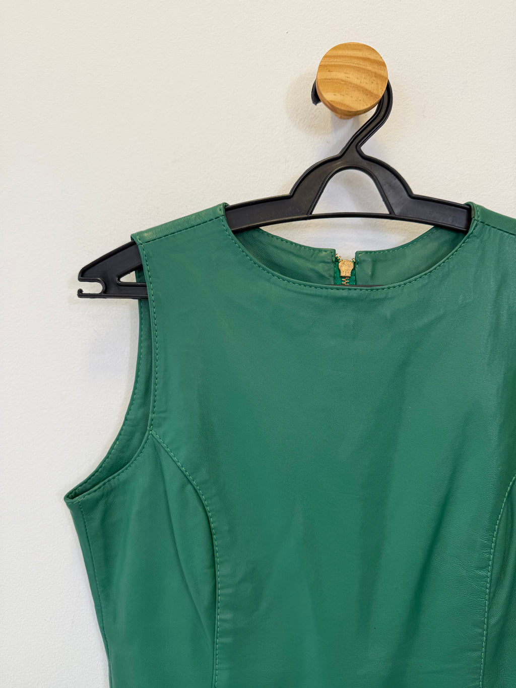 Blusa em Couro Verde