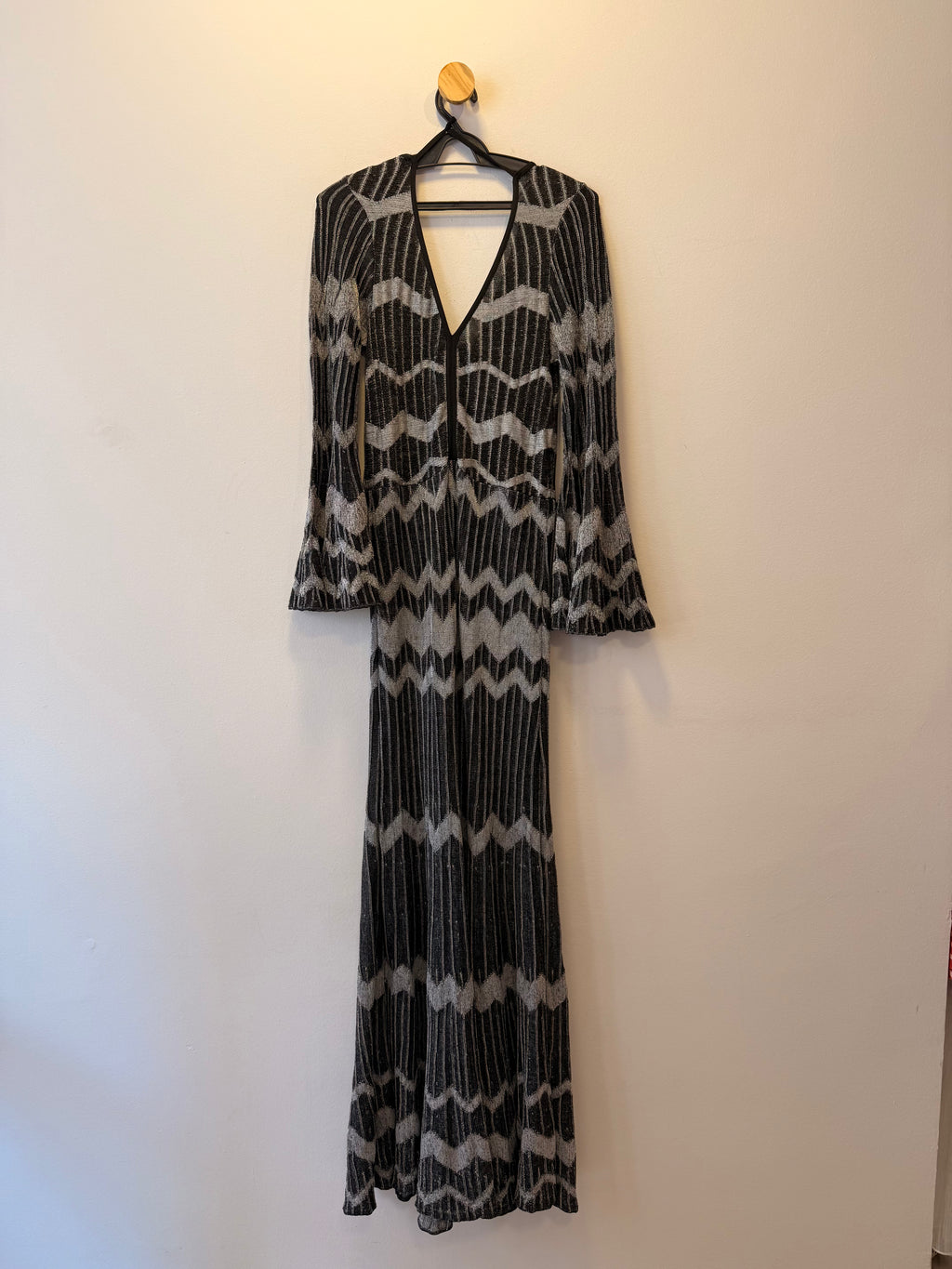 Vestido de Tricot Preto Geométrico