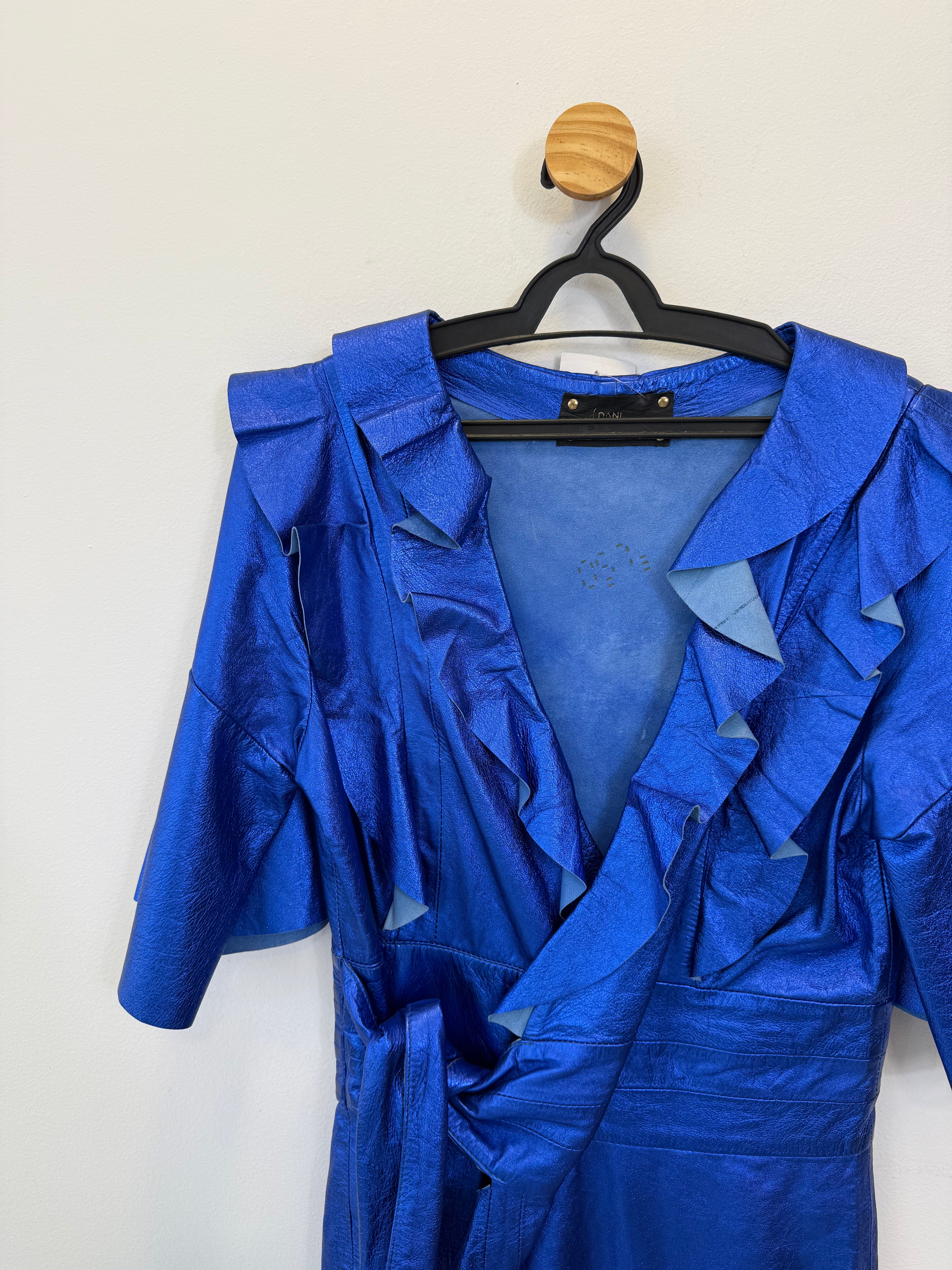 Vestido de Couro Azul Metalizado
