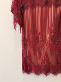 Vestido Vinho de Renda com Bordados