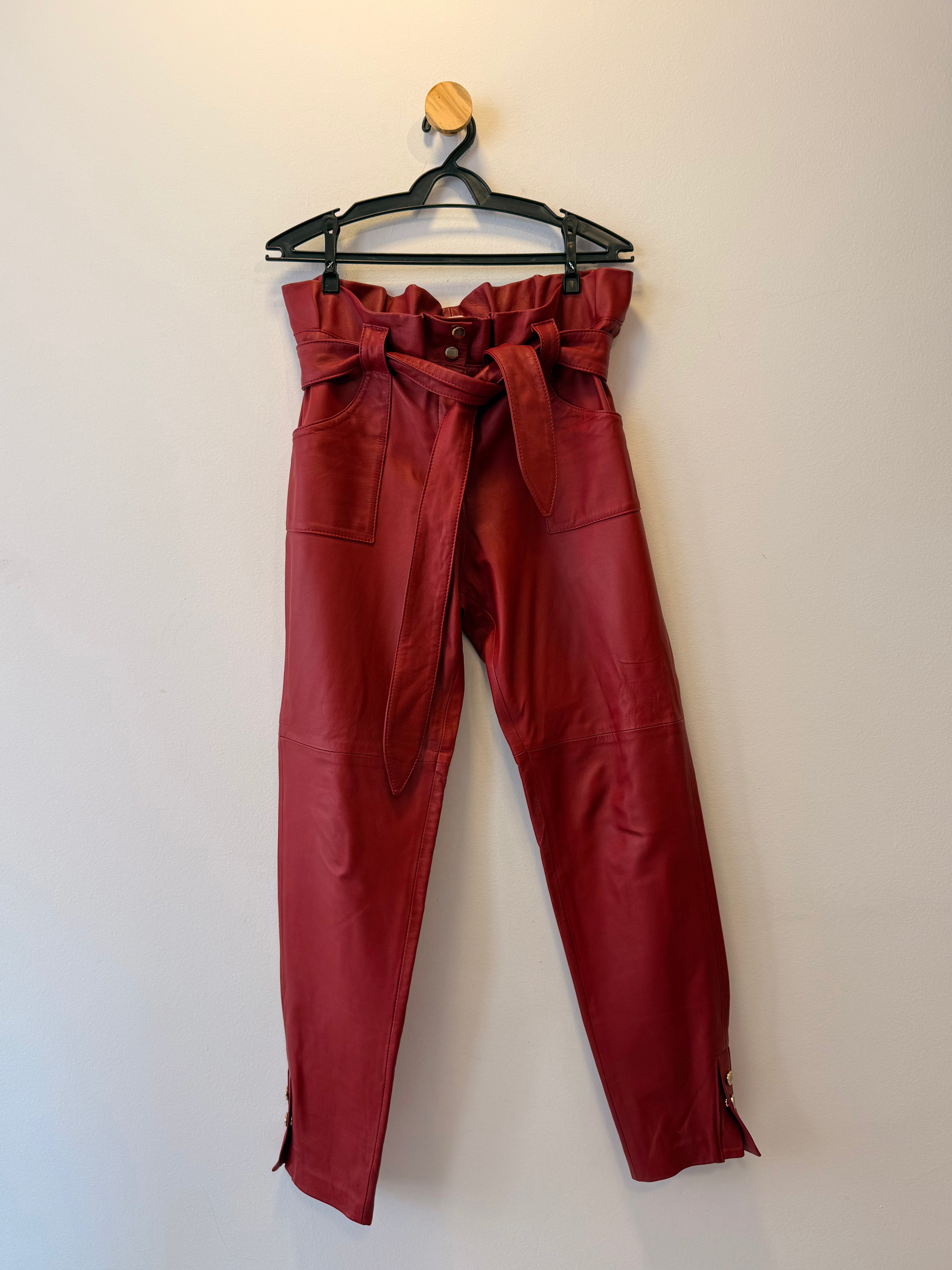 Calça de Couro Vermelha