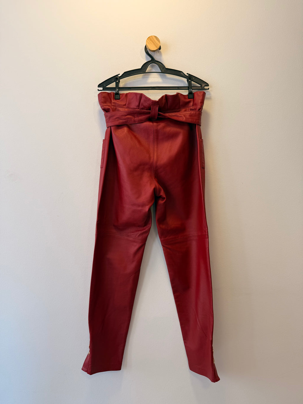 Calça de Couro Vermelha