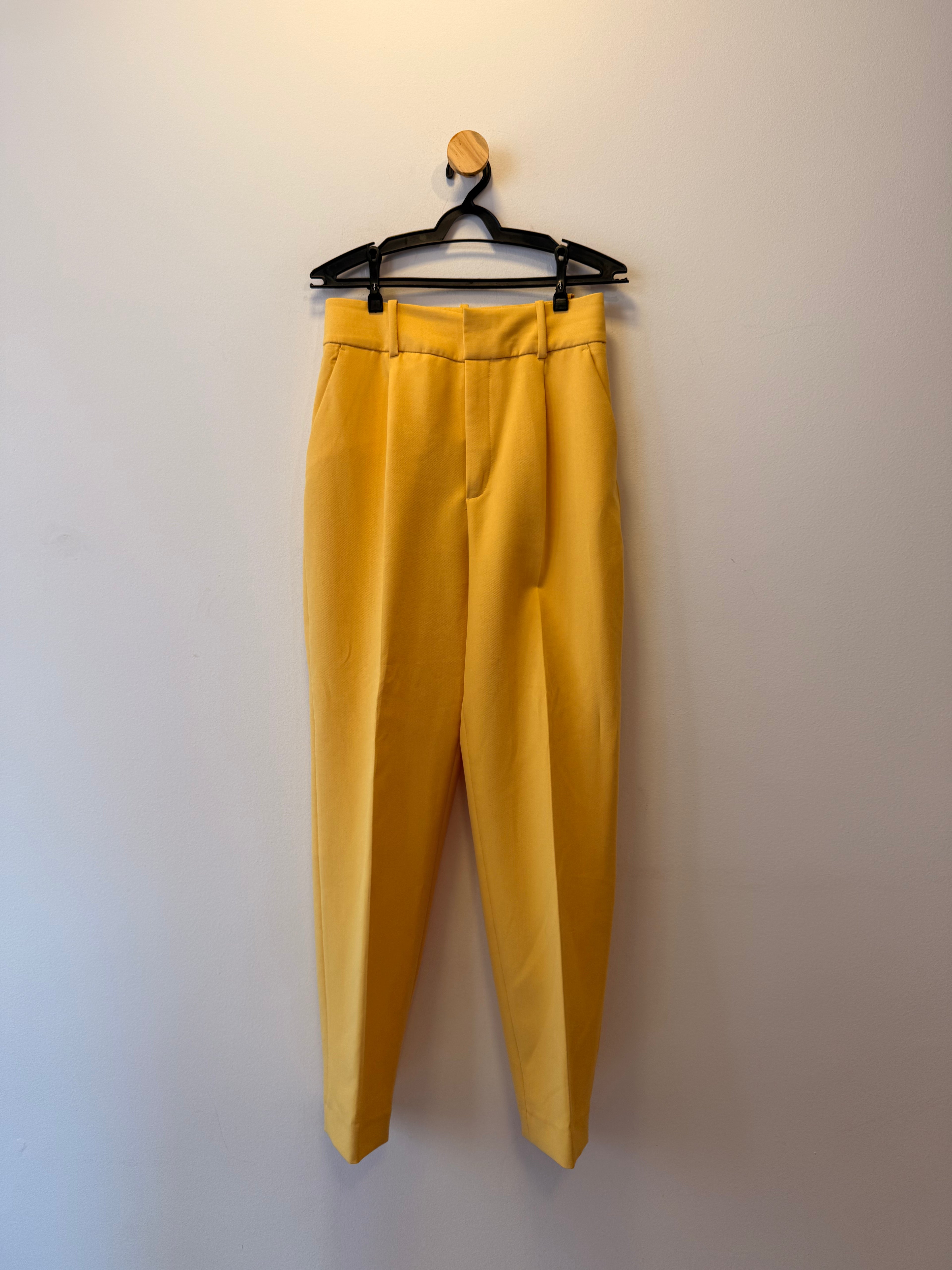Calça Alfaitaria Amarela