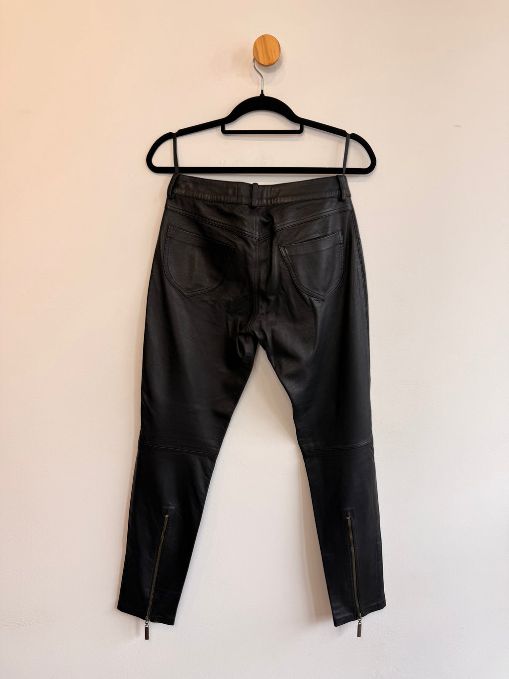 Calça de Couro Preta Tannerie