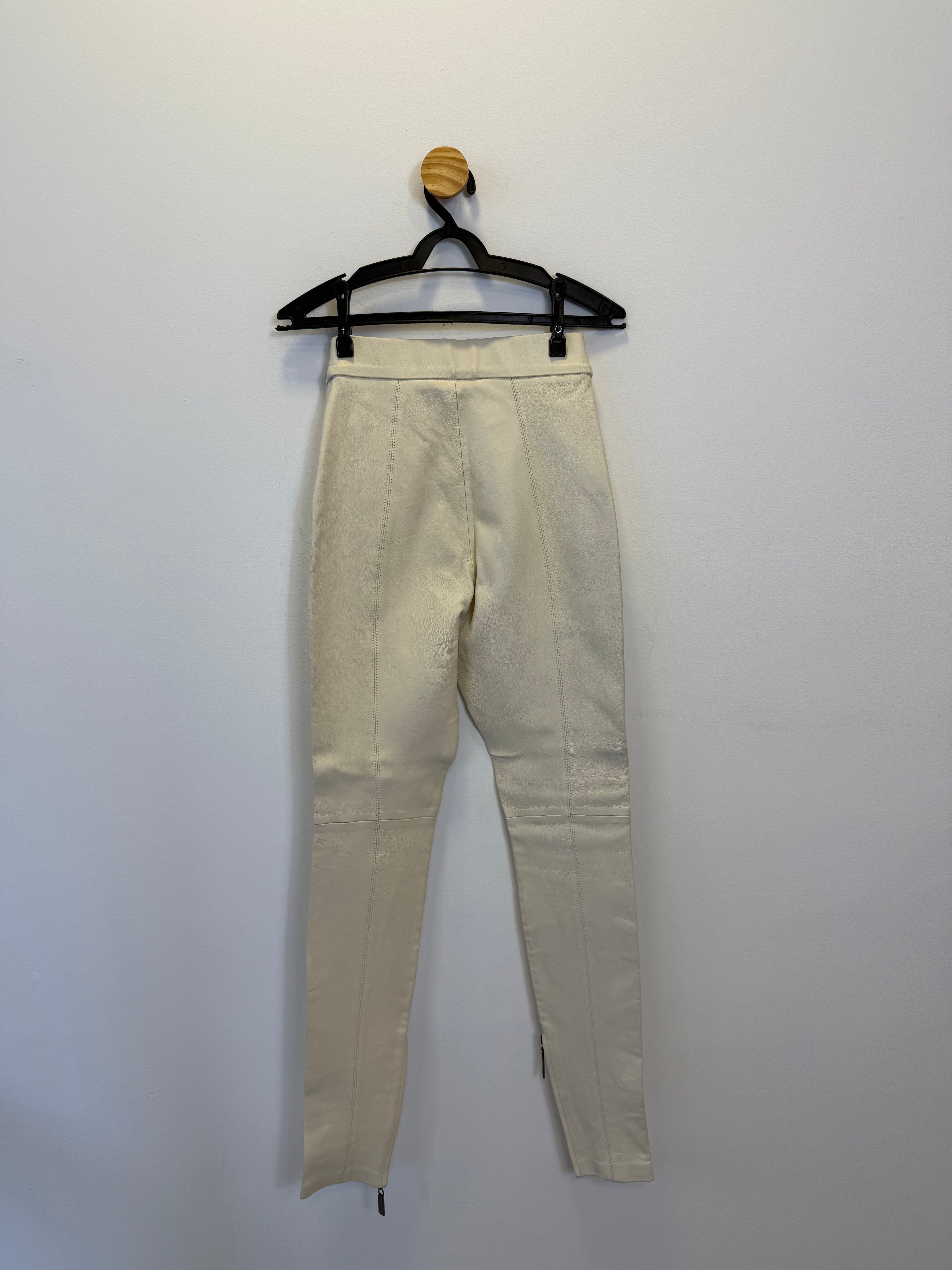 Calça em Couro Off White