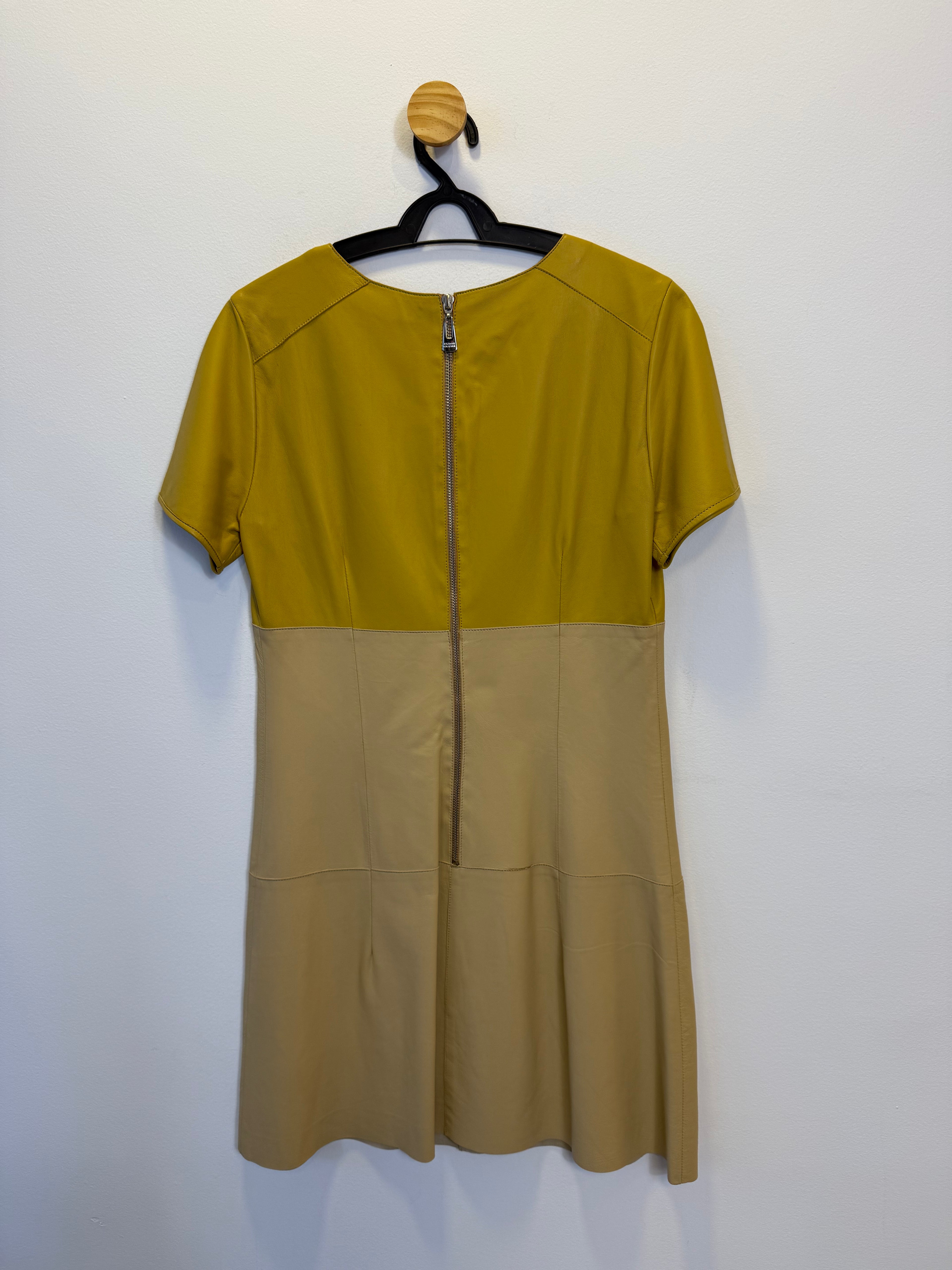 Vestido em Couro Amarelo