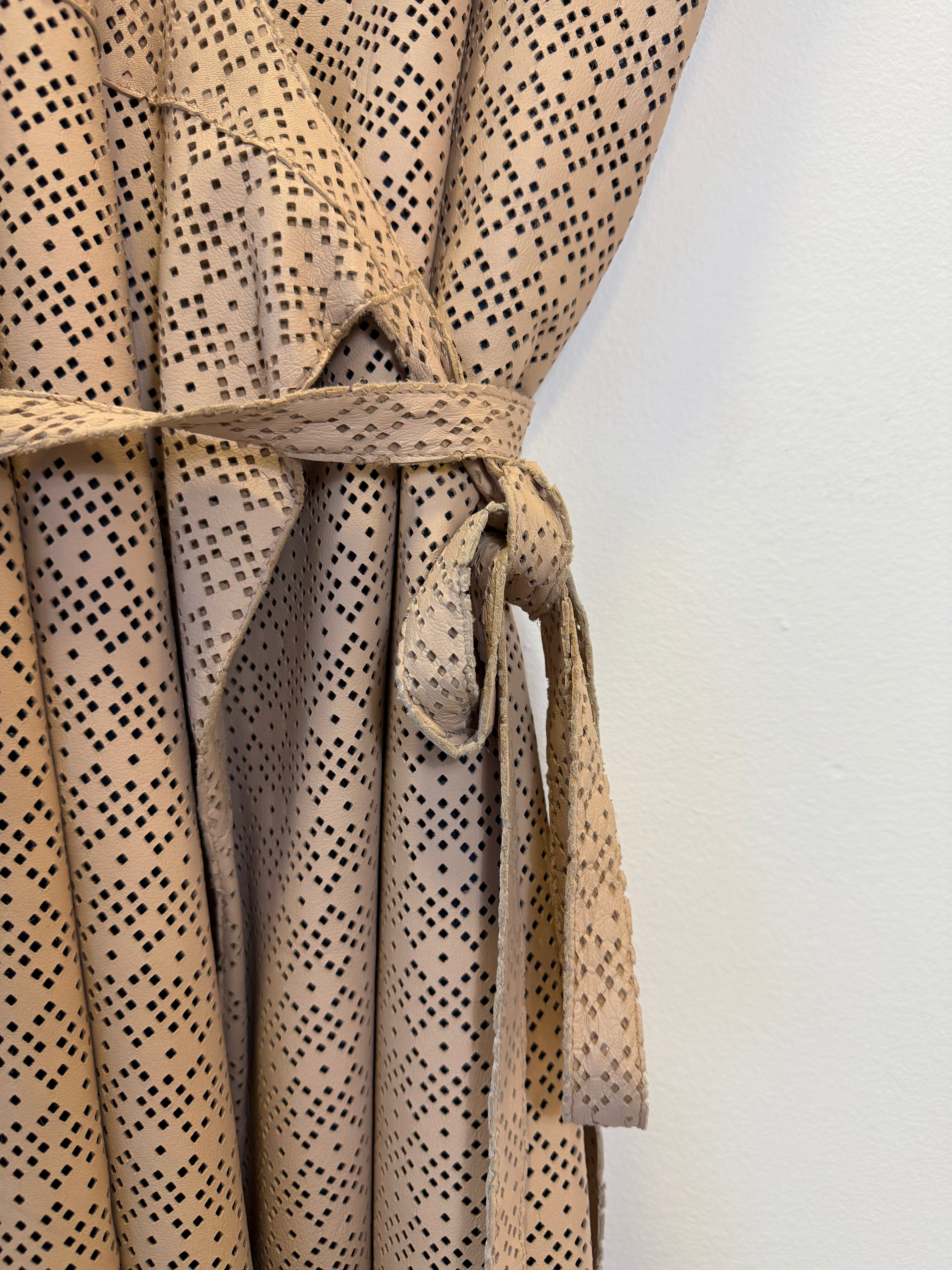 Vestido em Camurça Envelope