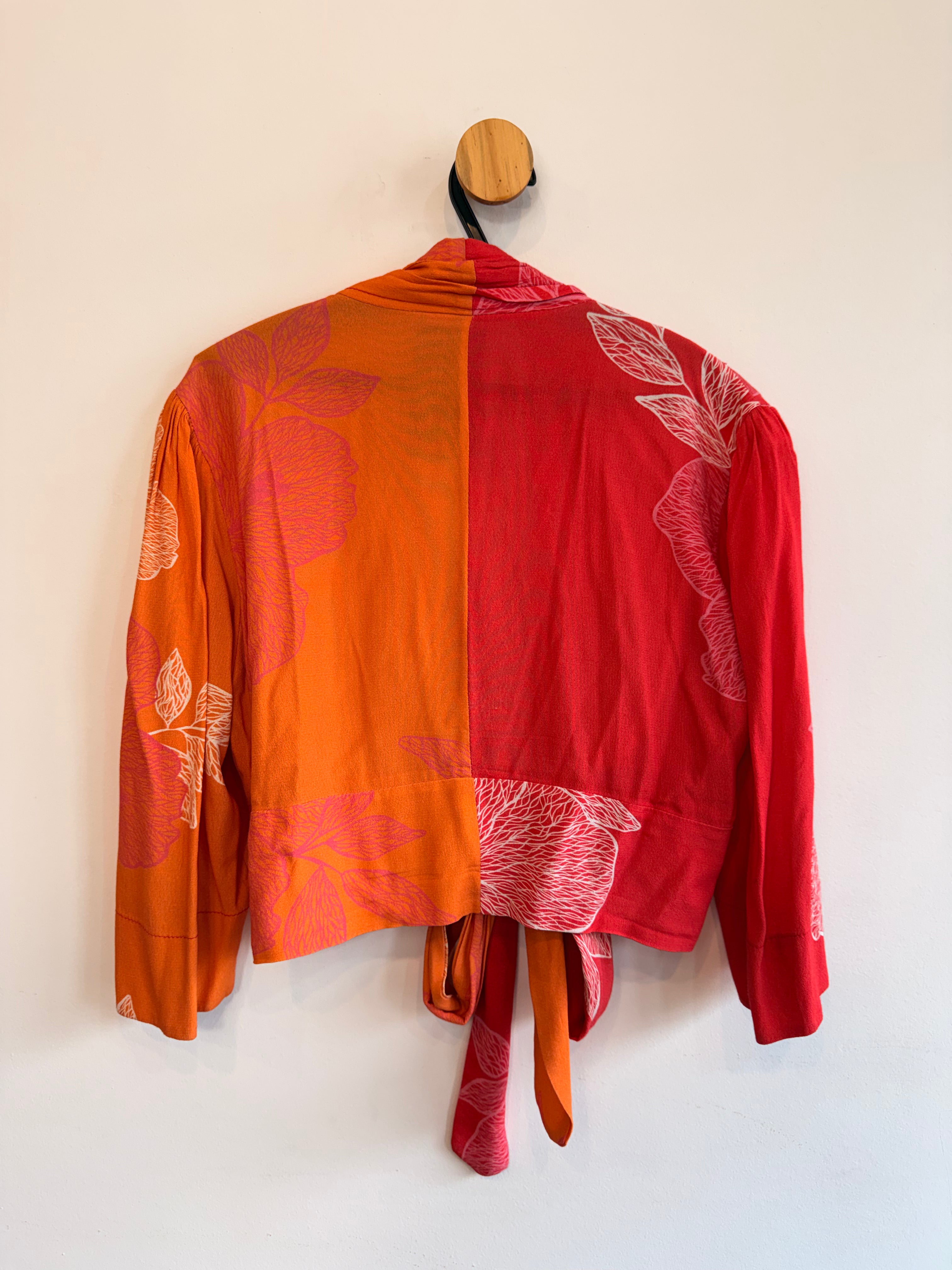 Blusa Bicolor Dress To