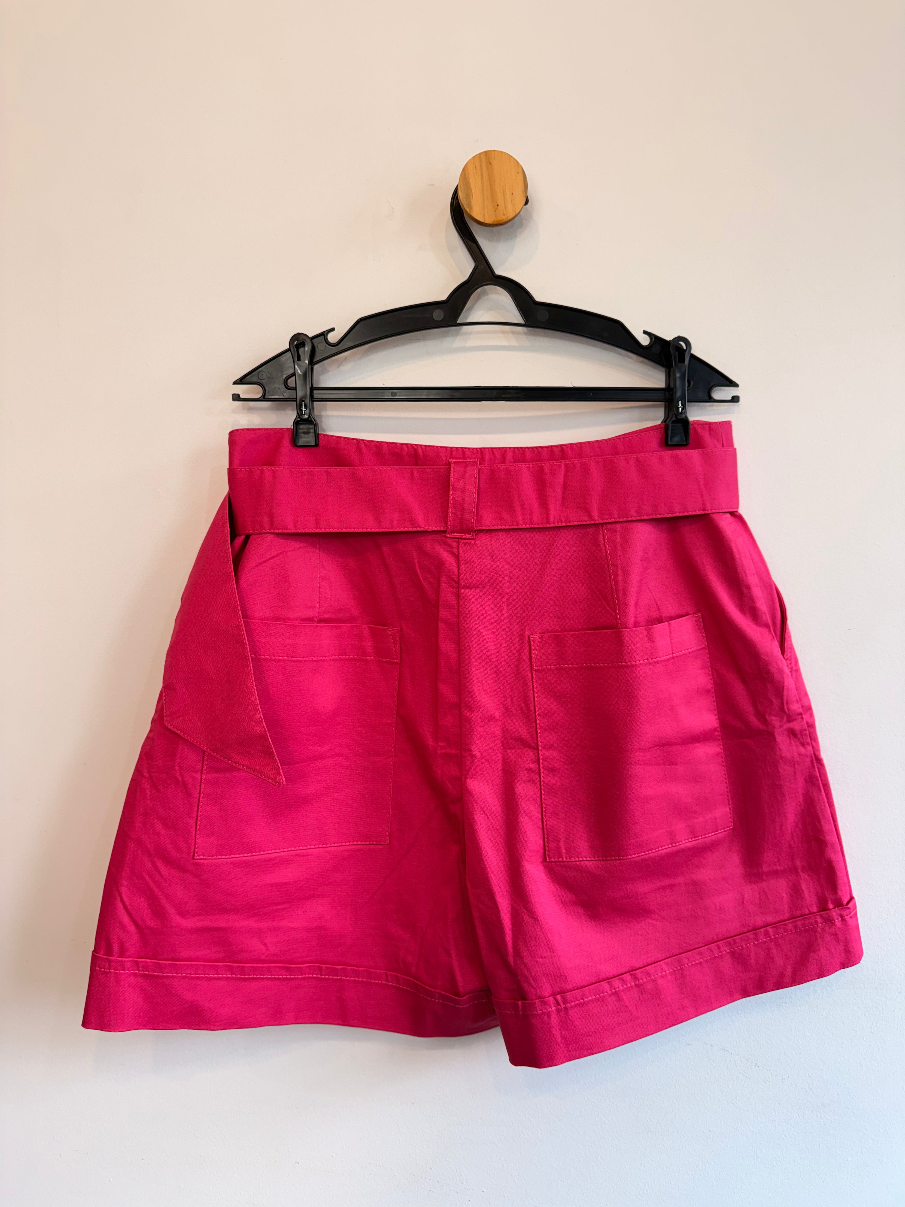 Short Rosa Shoulder