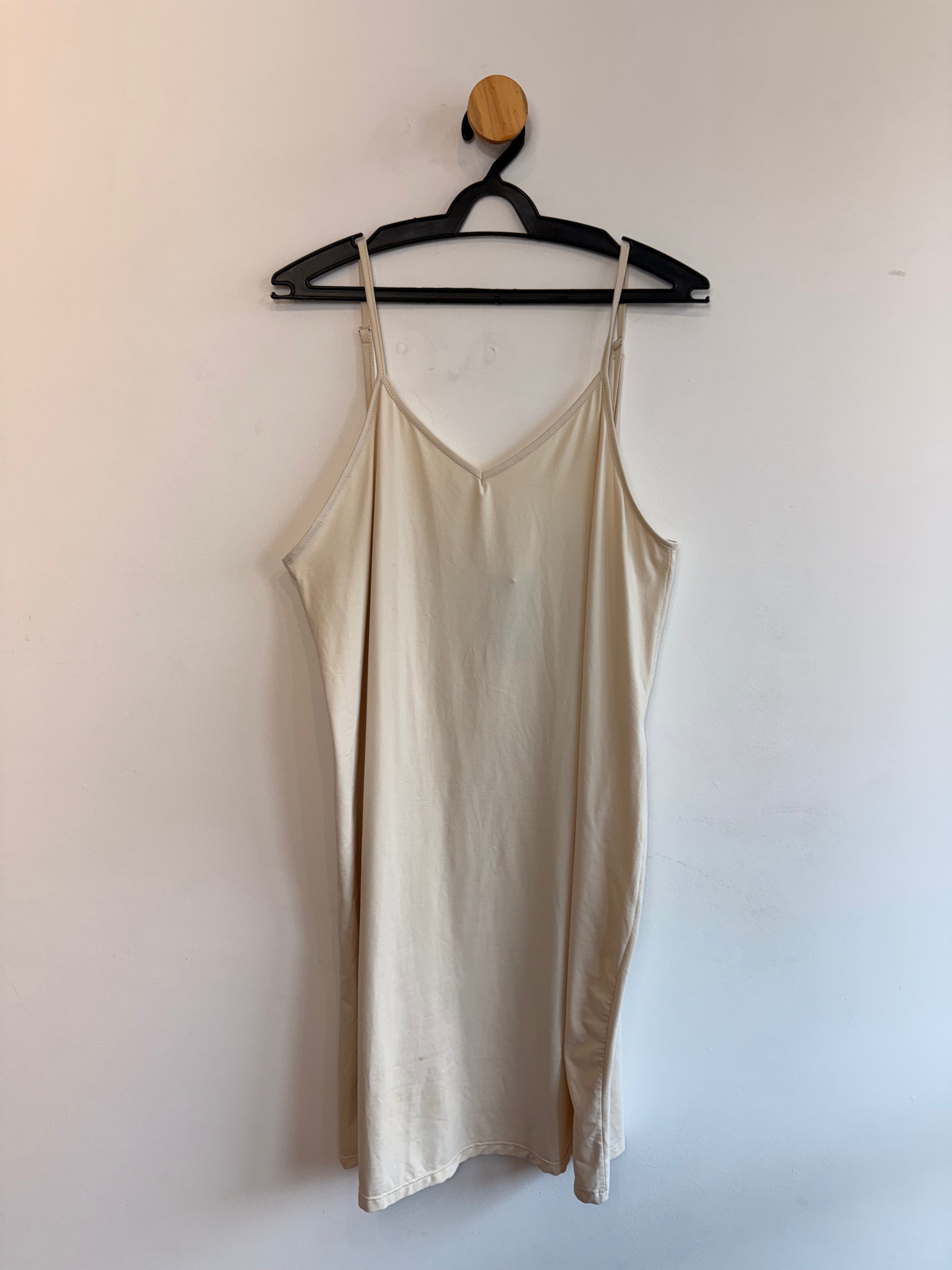 Vestido Tricot Shoulder
