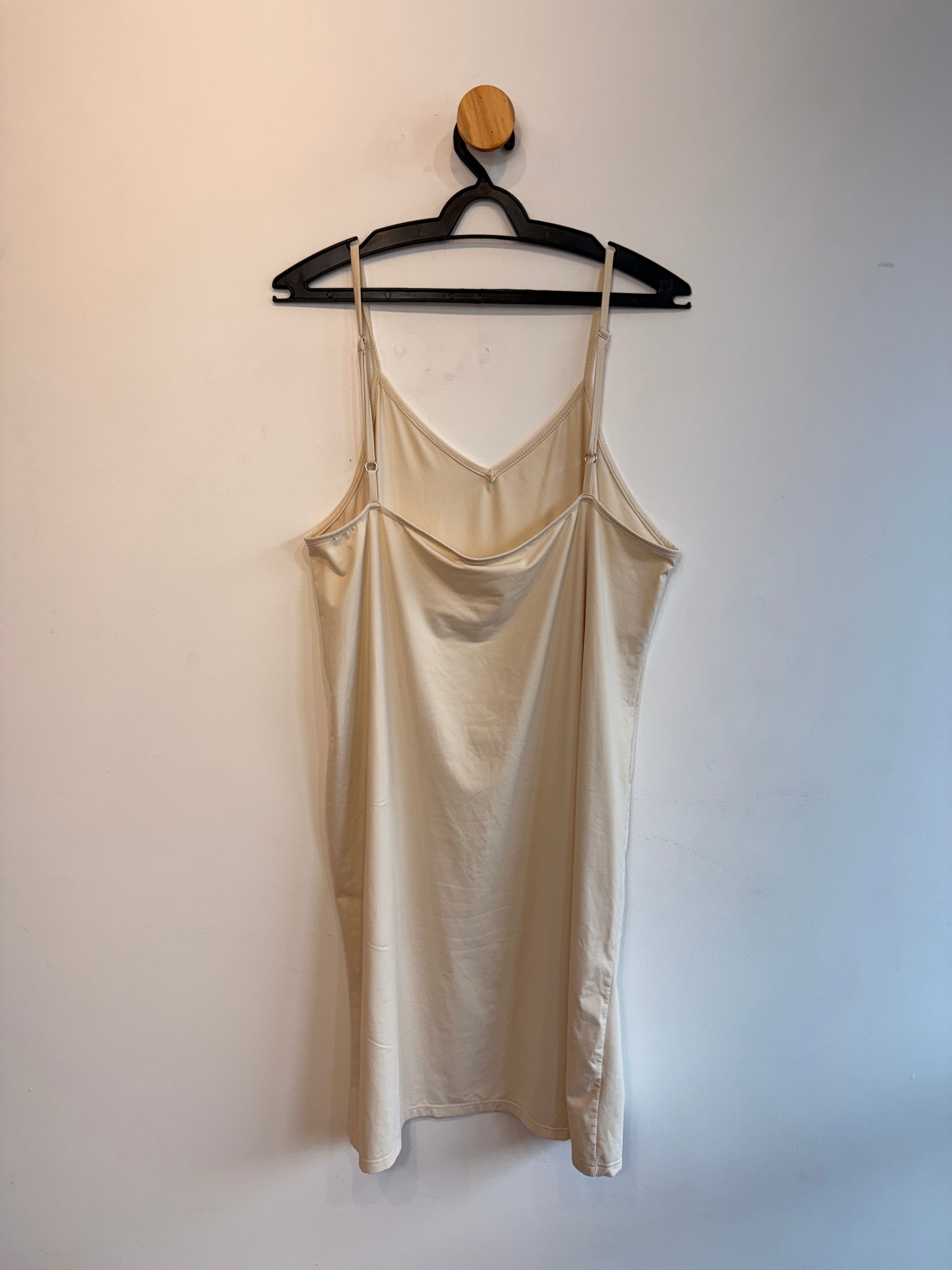 Vestido Tricot Shoulder