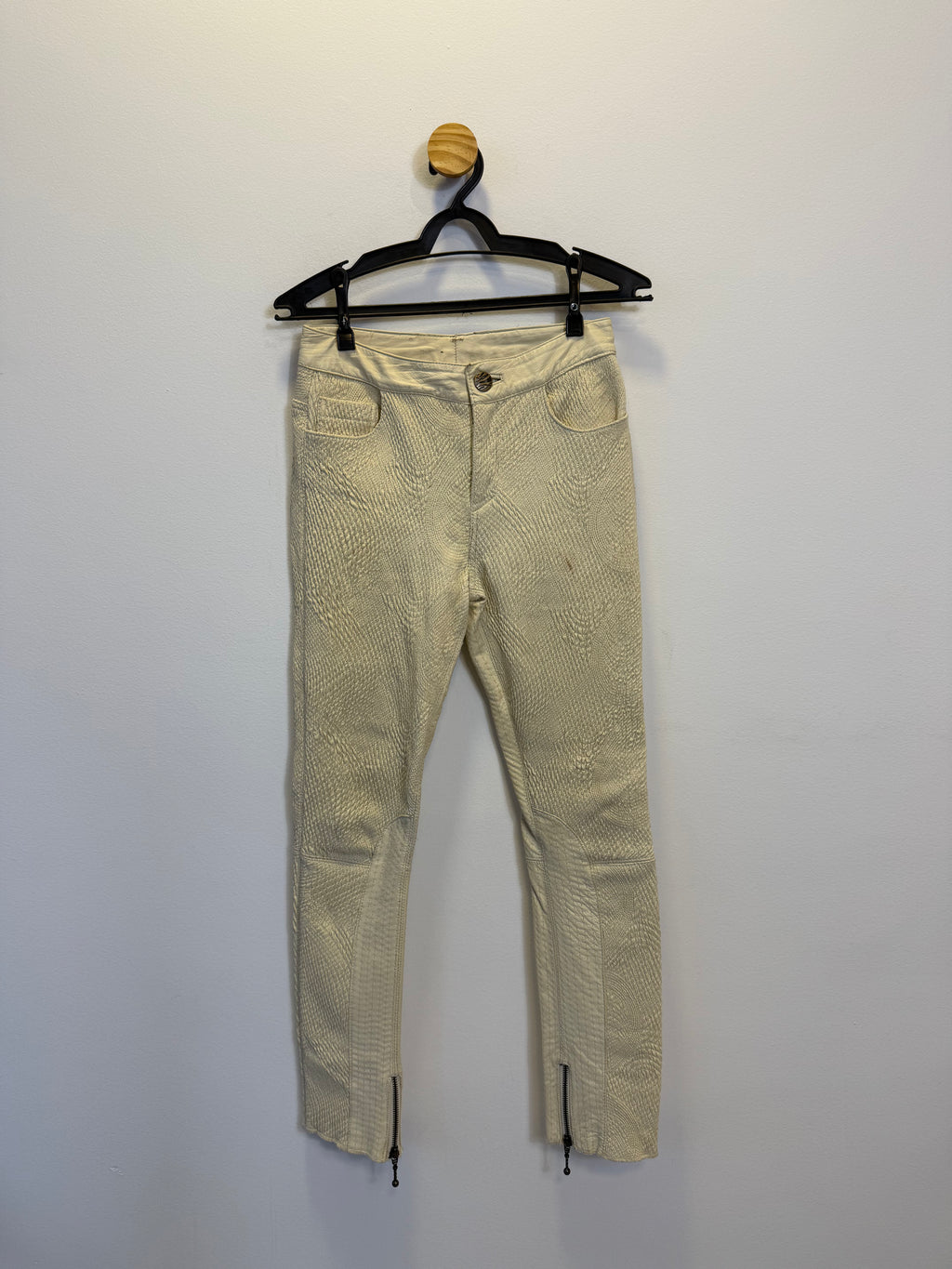 Calça em Couro Off White