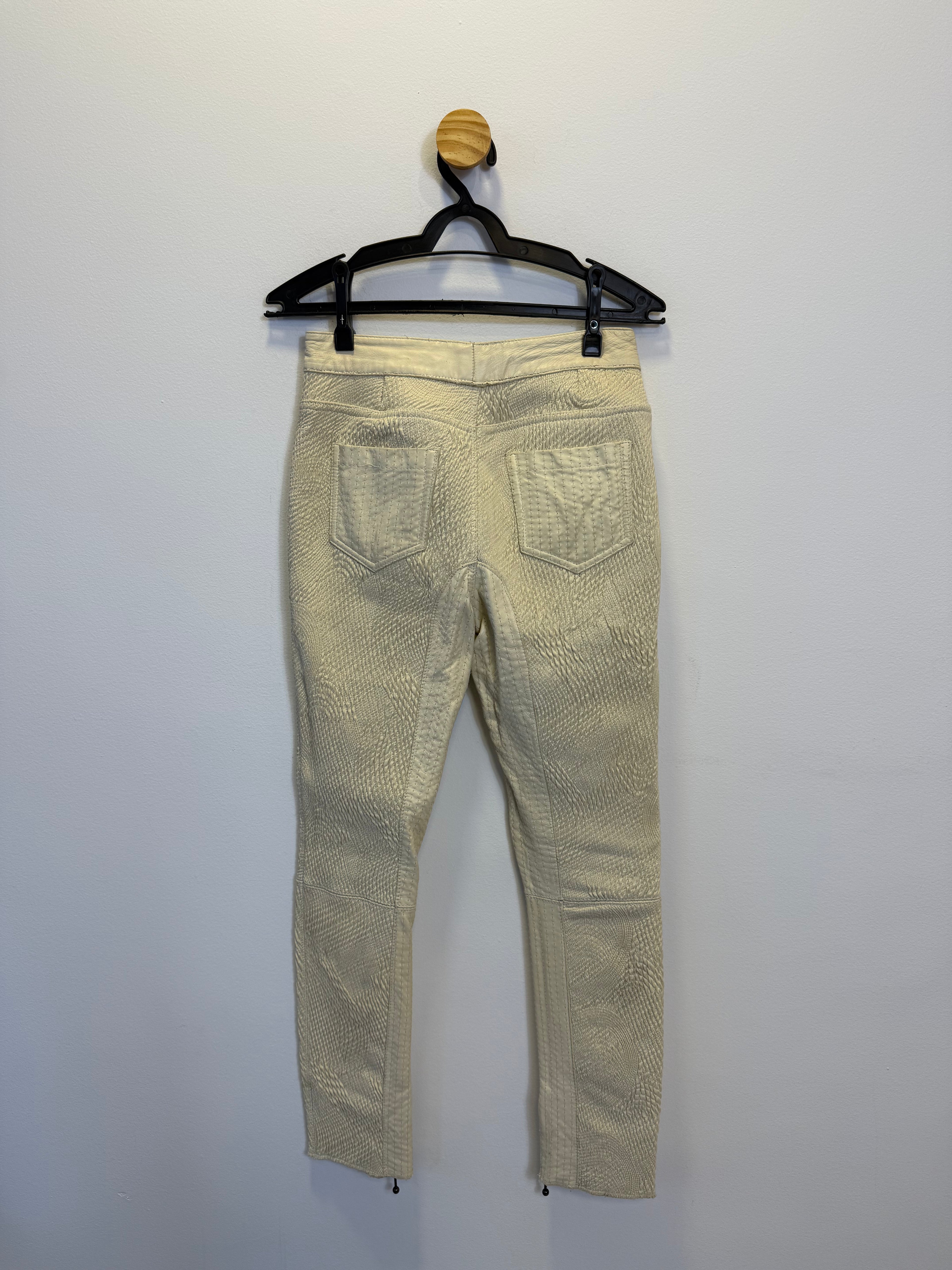 Calça em Couro Off White