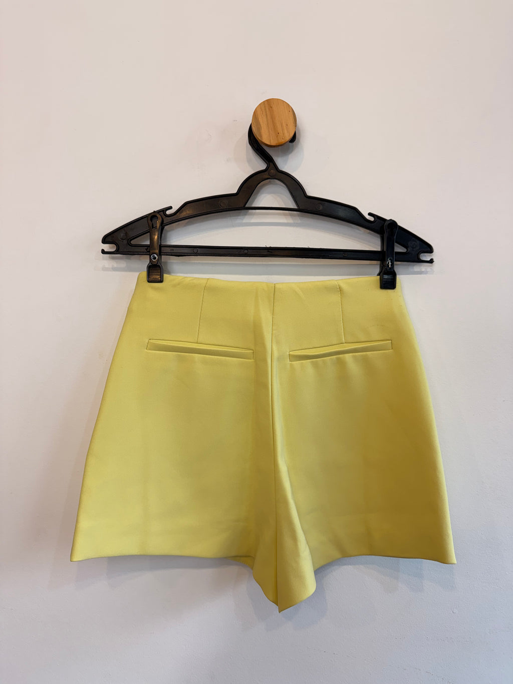 Short Saia Amarelo Zara