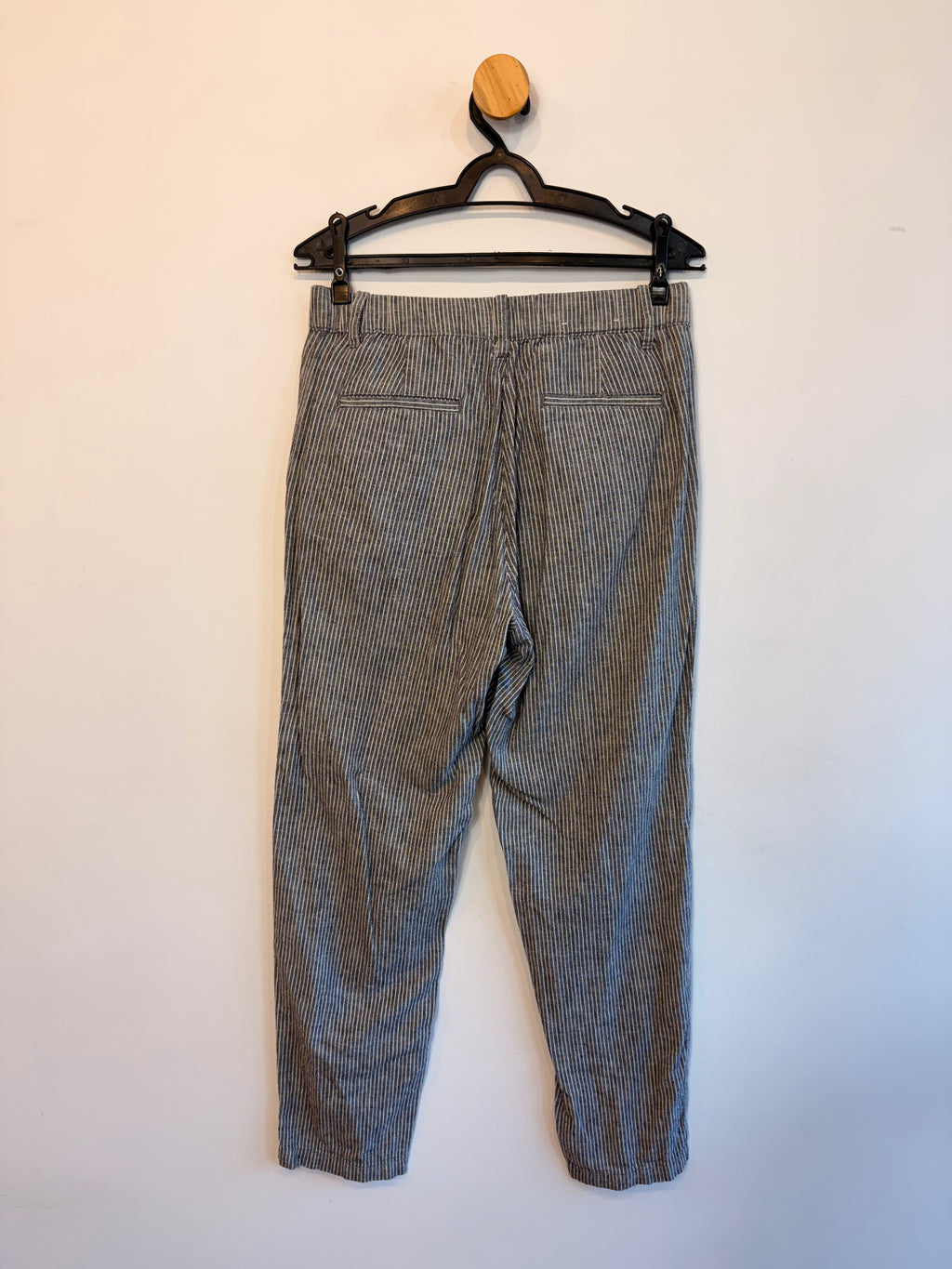 Calça Listrada Uniqlo