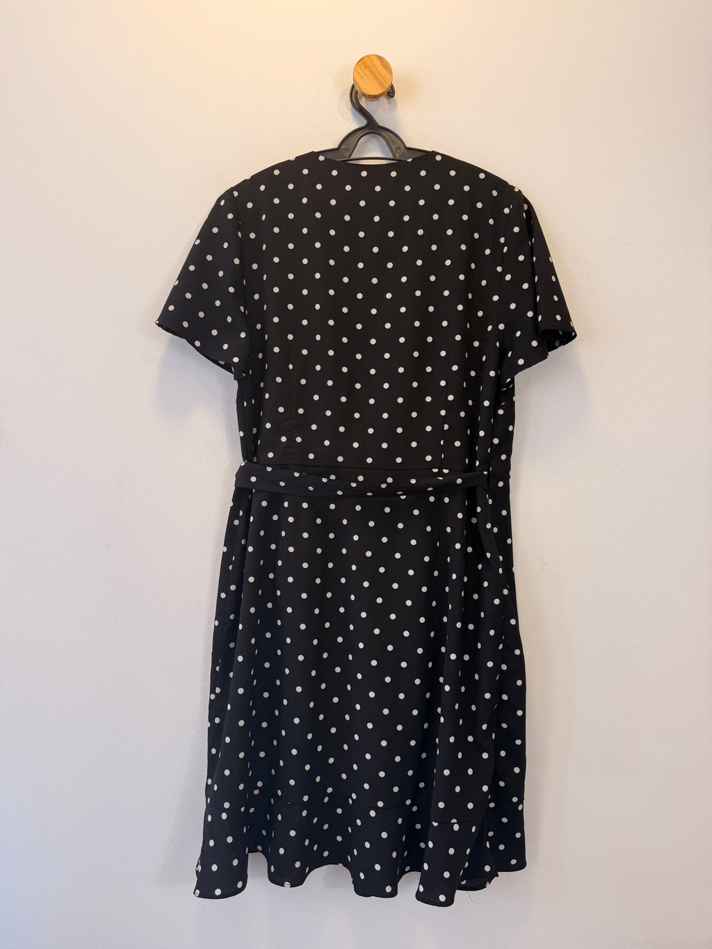 Vestido Poá Preto Banana Republic
