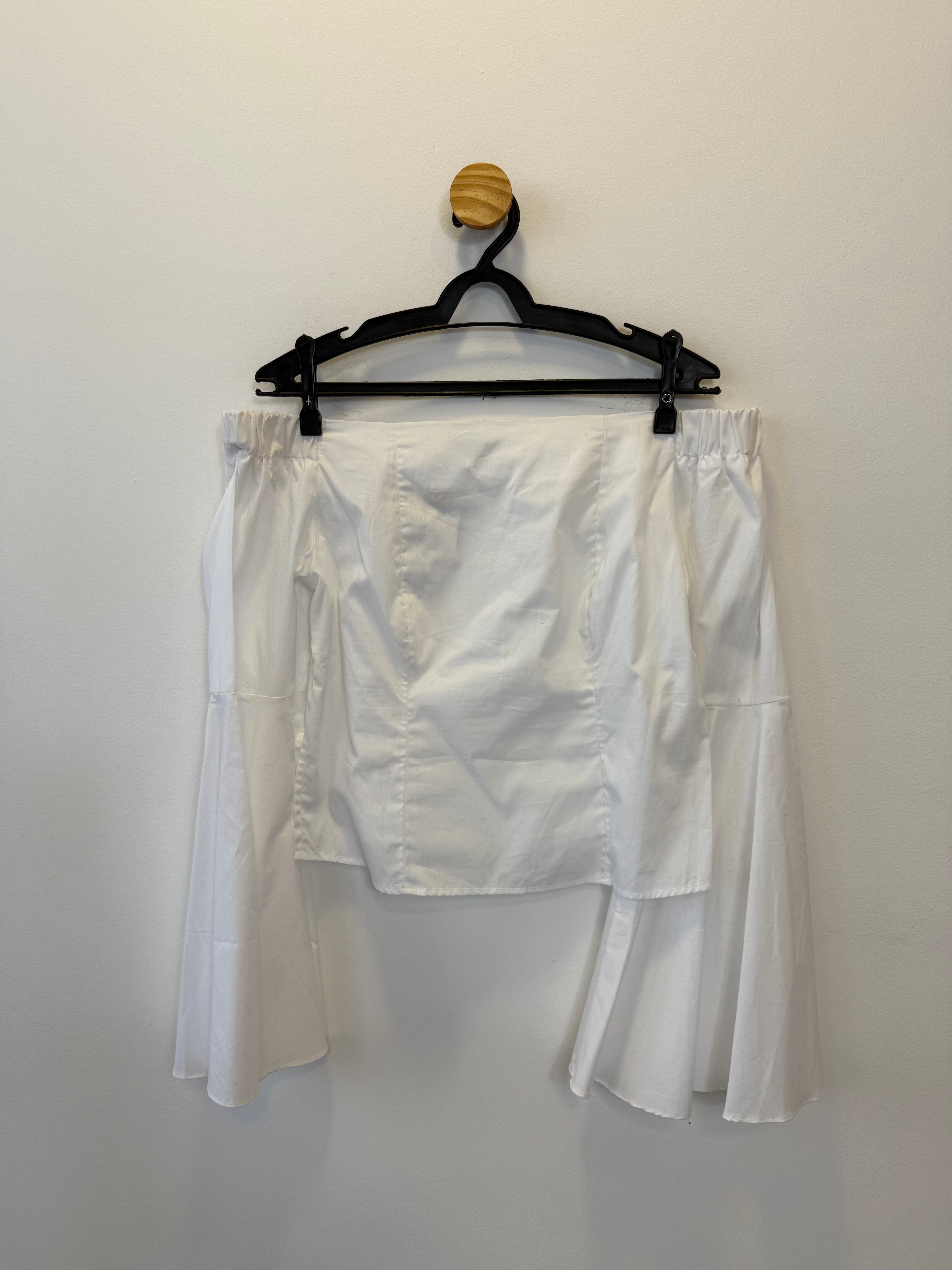 Blusa Ombro a Ombro Manga Flare