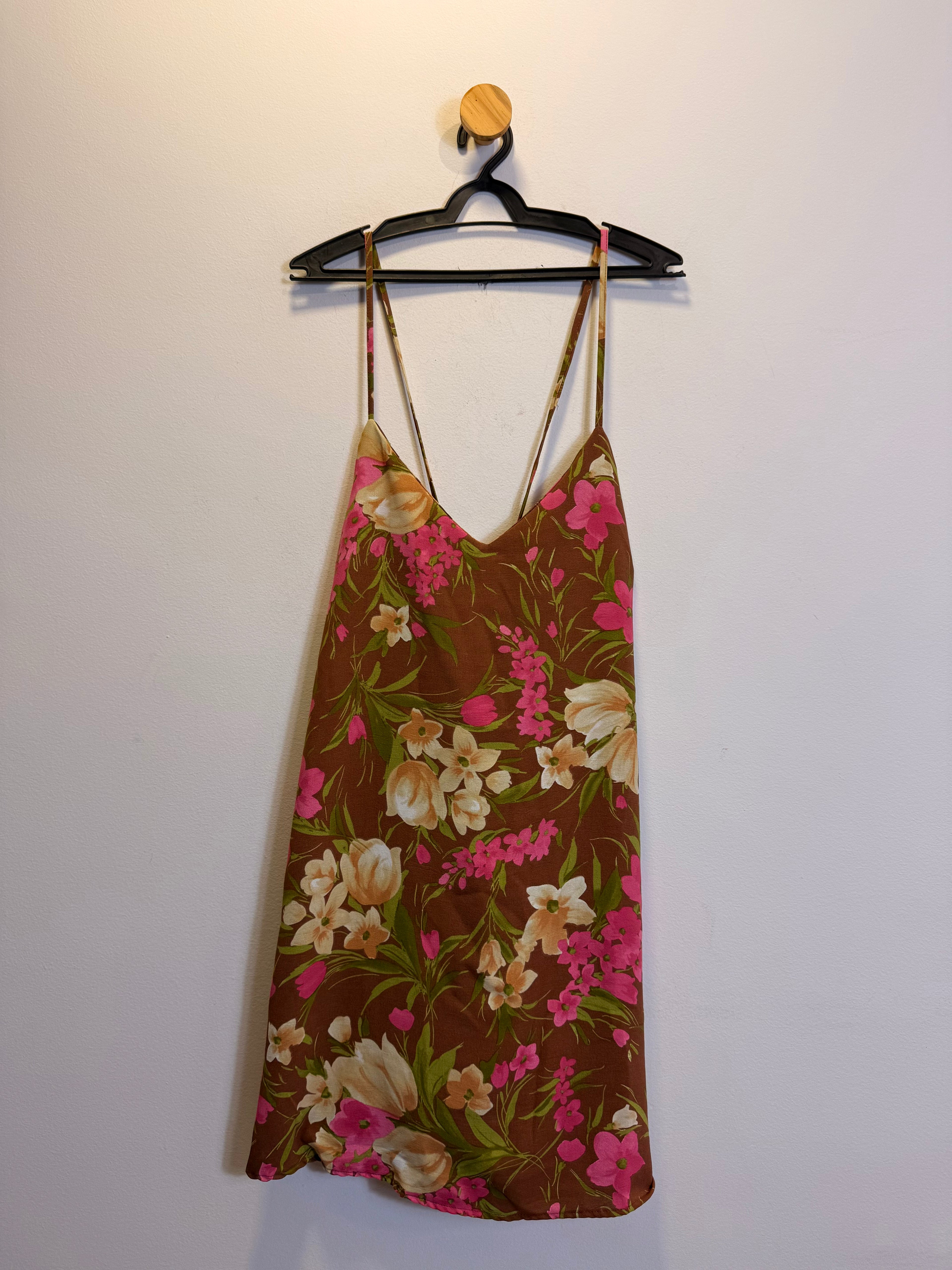 Vestido Marrom Estampa Floral