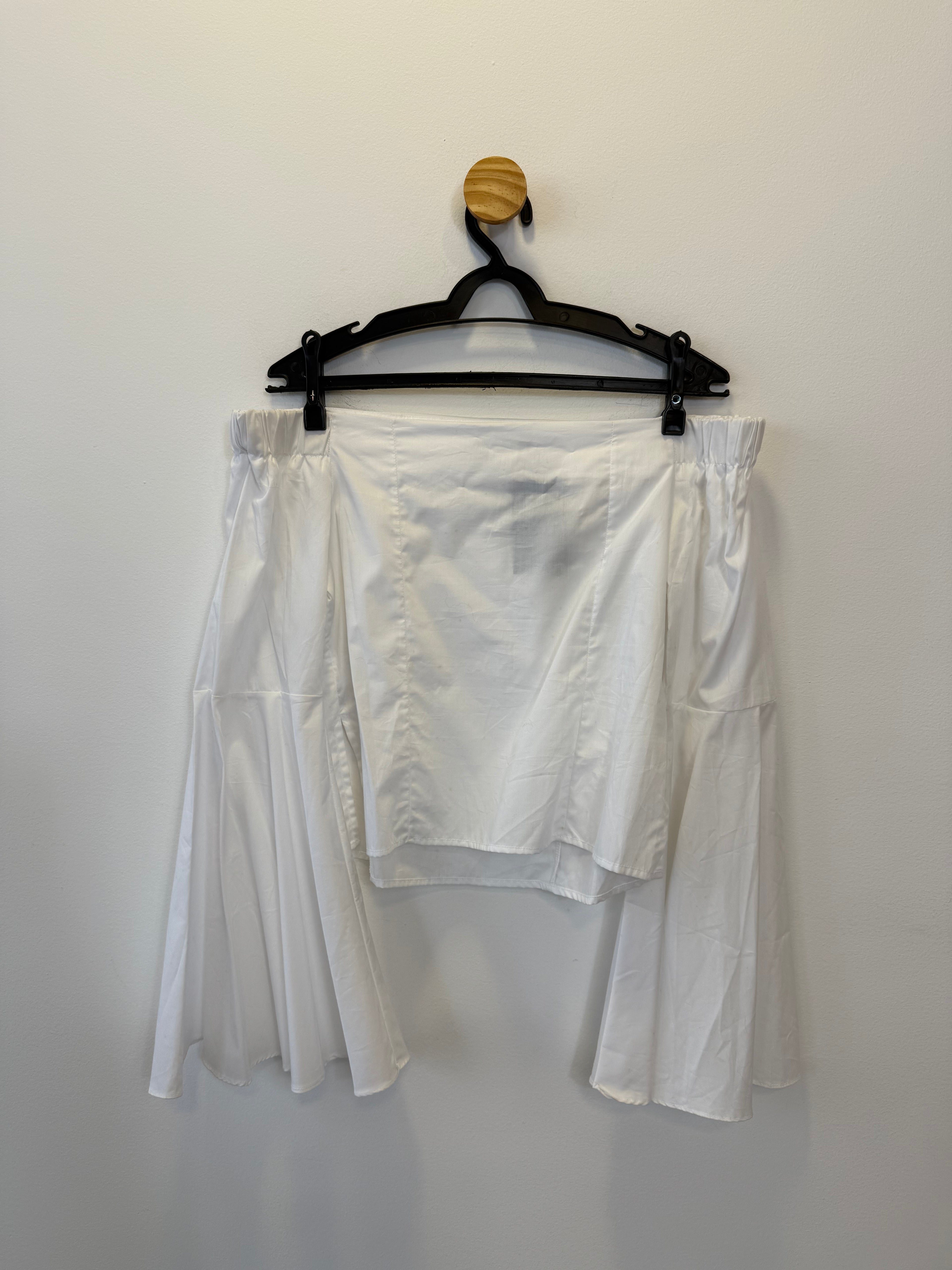 Blusa Ombro a Ombro Manga Flare