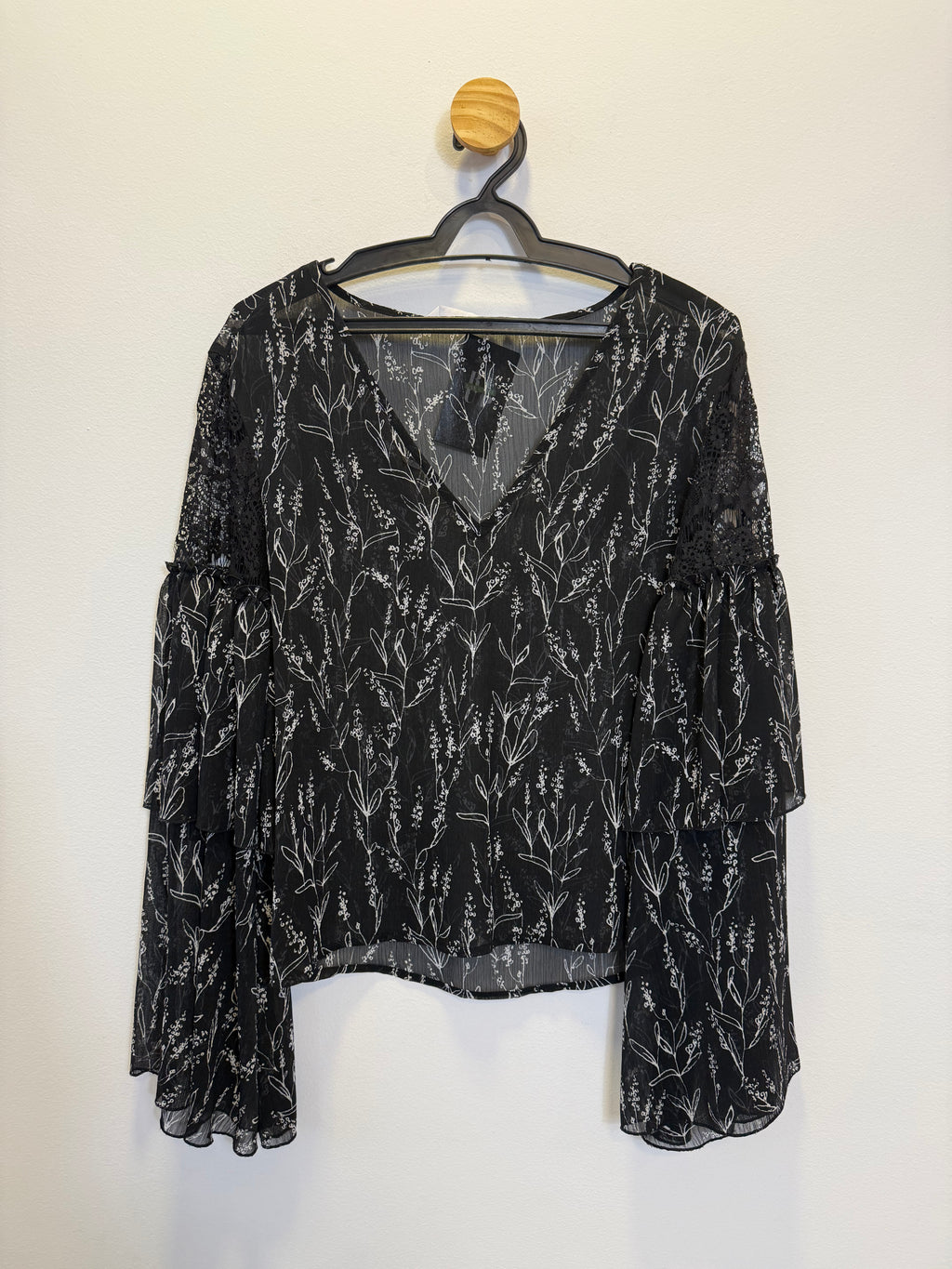 Blusa Estamapada Manga em Babados