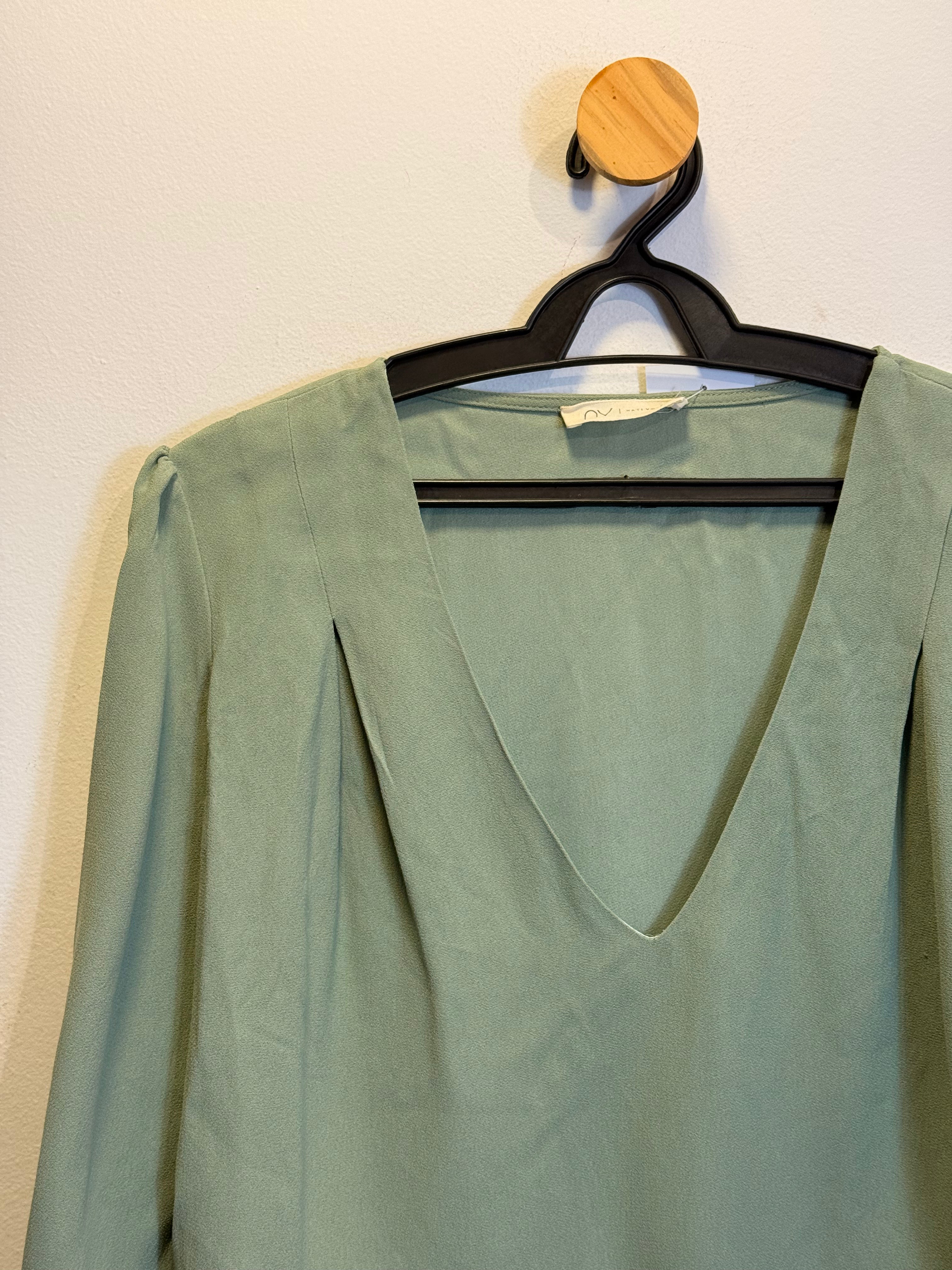Blusa Verde Crepe Nati Vozza