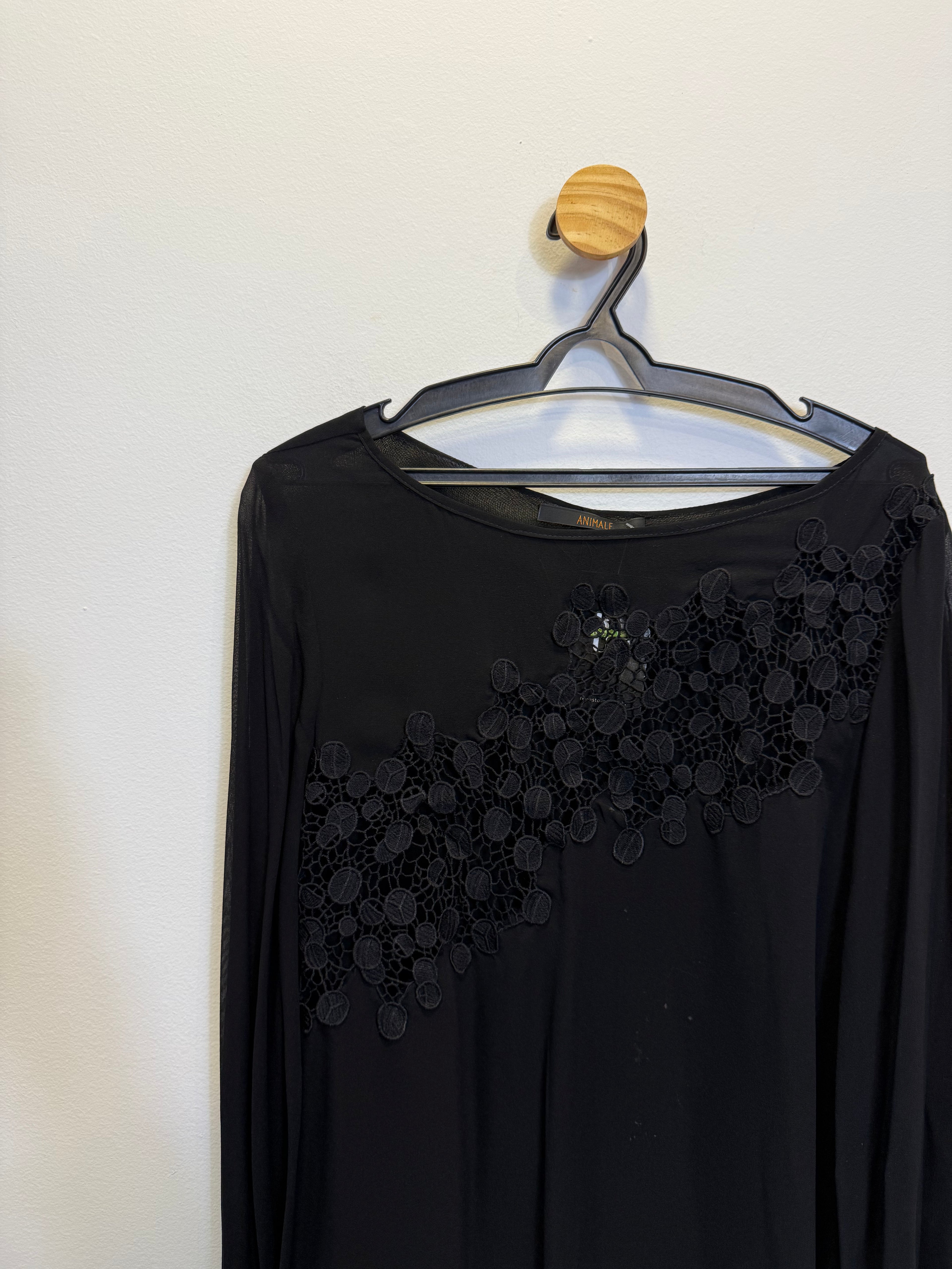 Blusa Fluida Preta Guipir