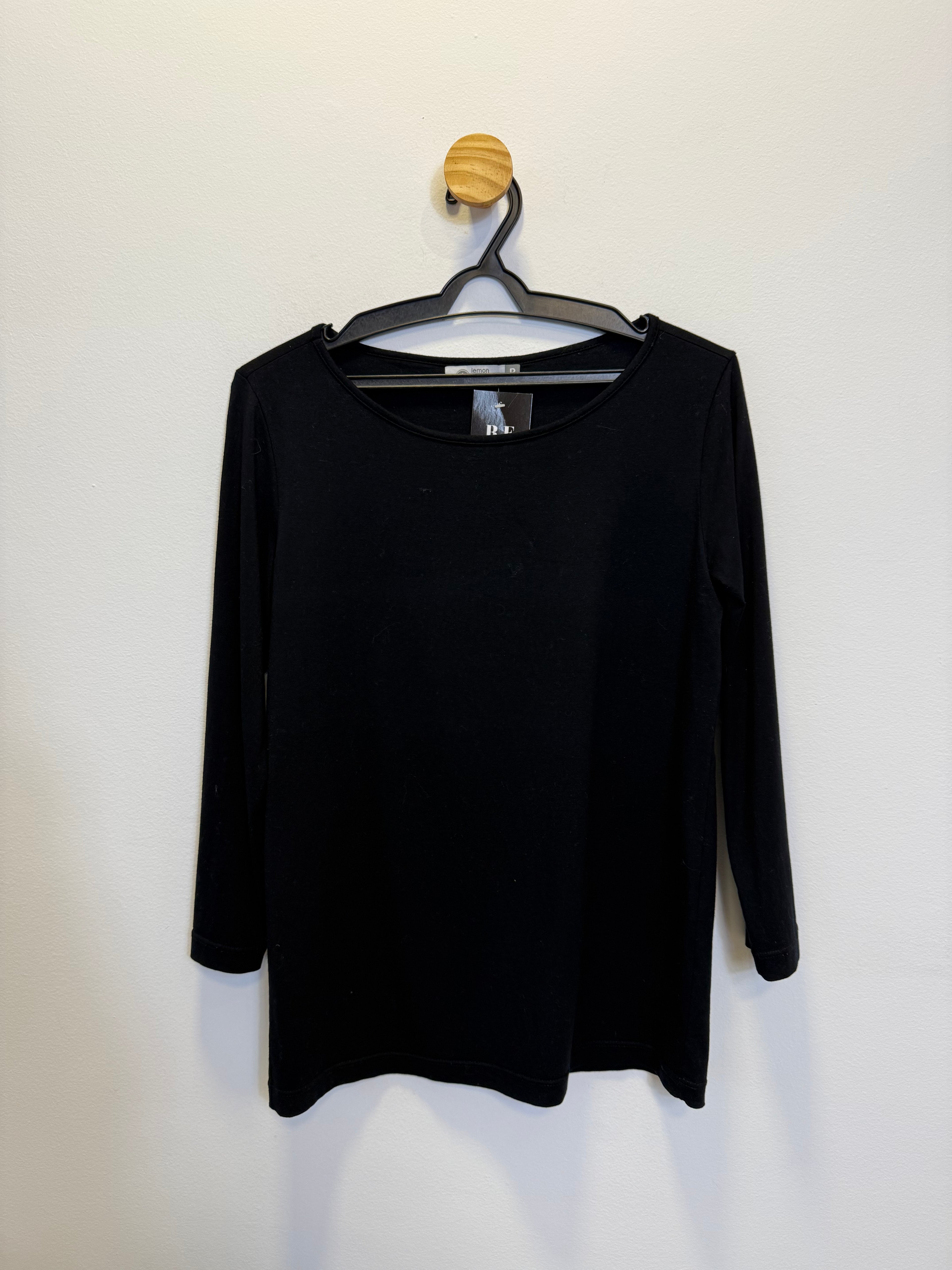Blusa Básica Preta