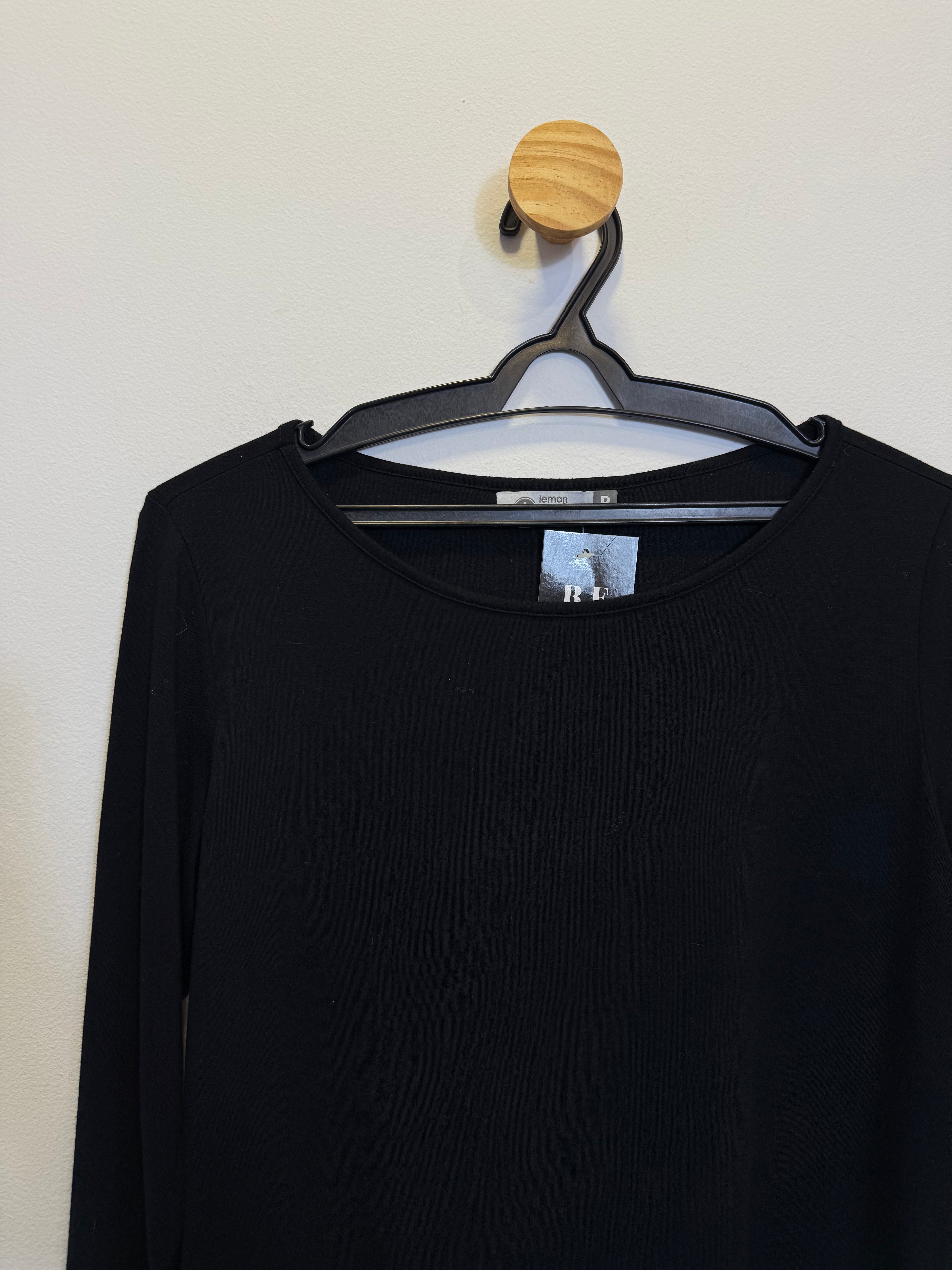 Blusa Básica Preta