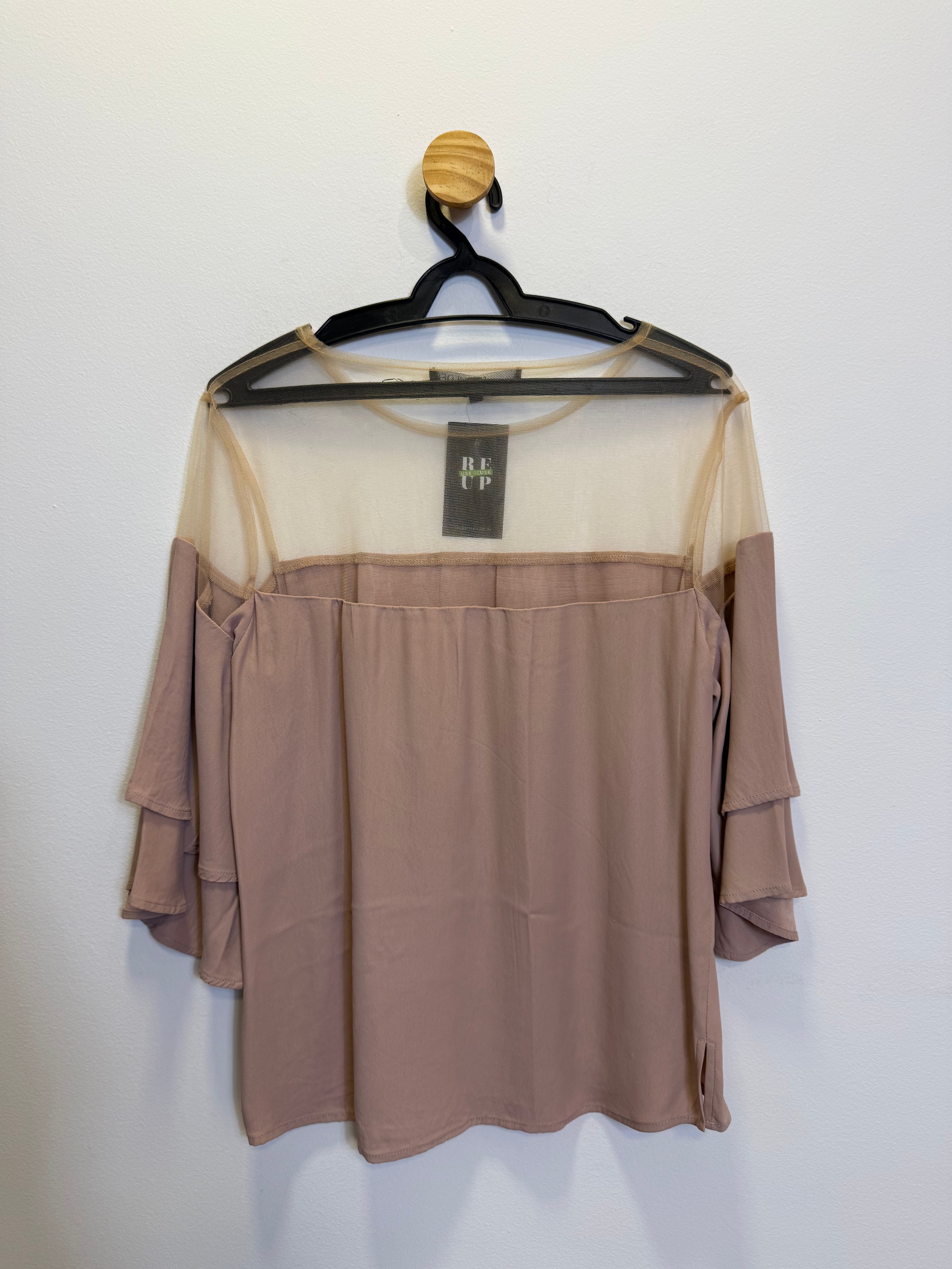 Blusa Nude Mangas com Babados