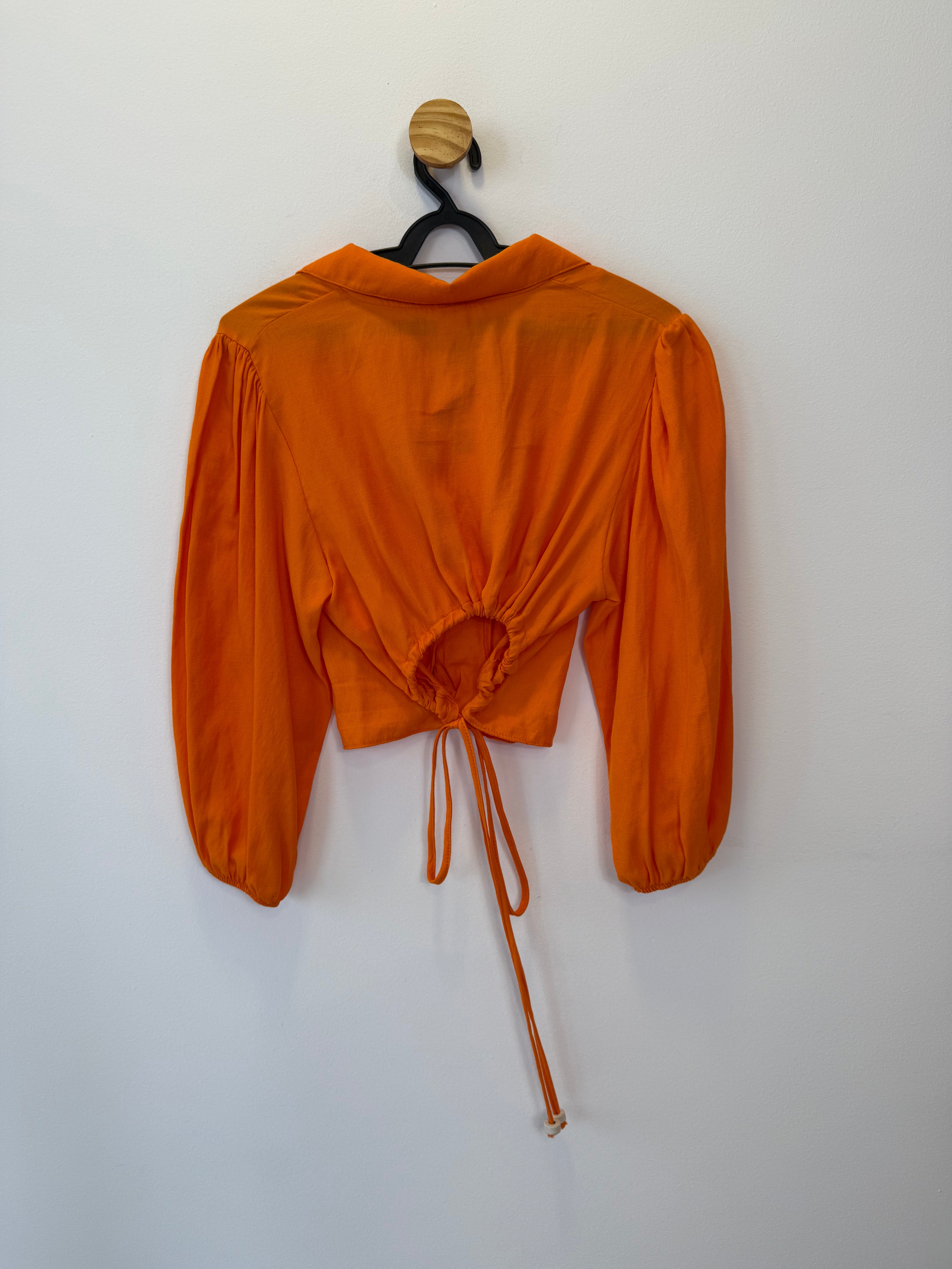 Cropped Laranja com Colarinho