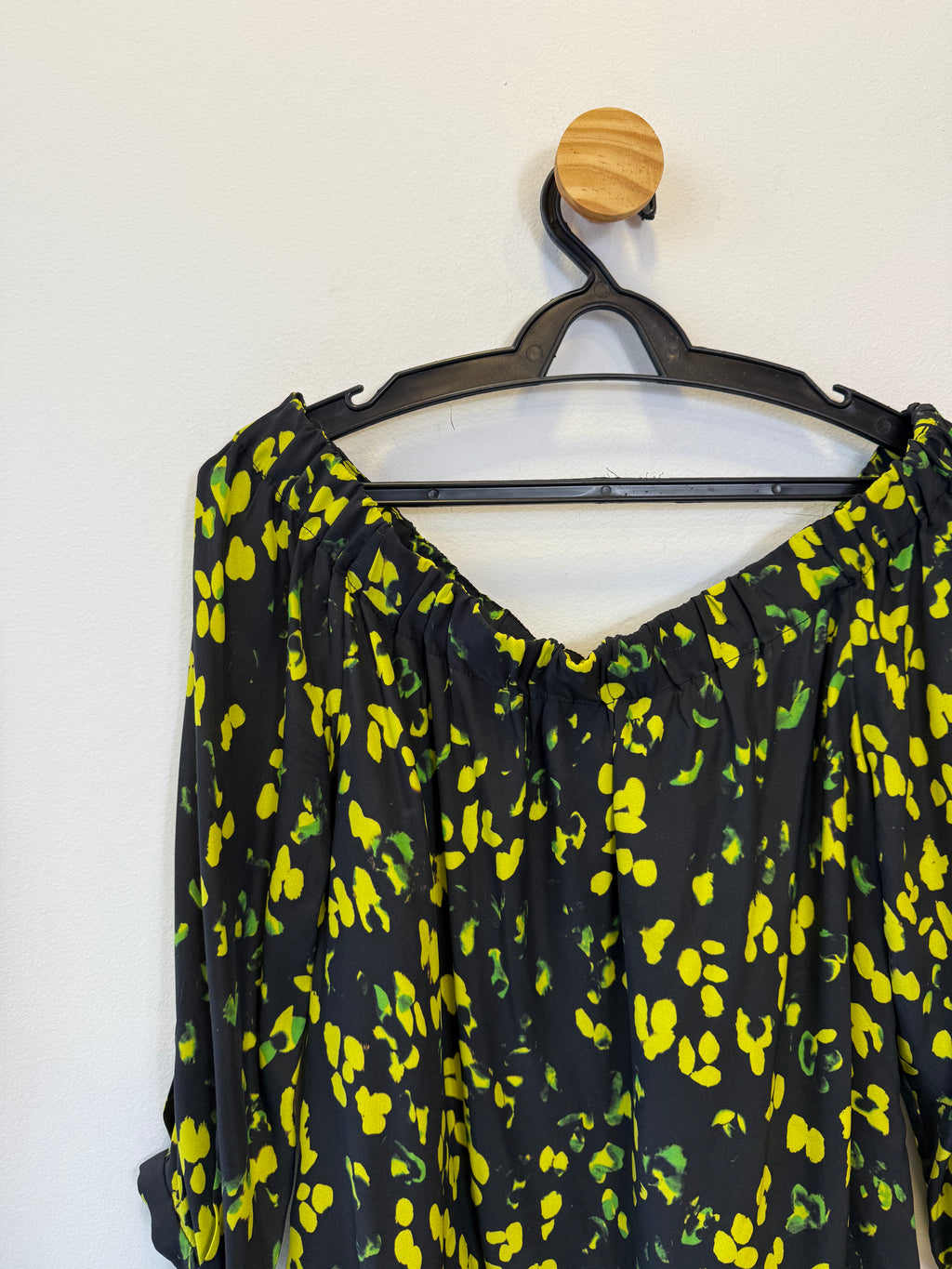 Blusa Ombro a Ombro Estampa Amarela