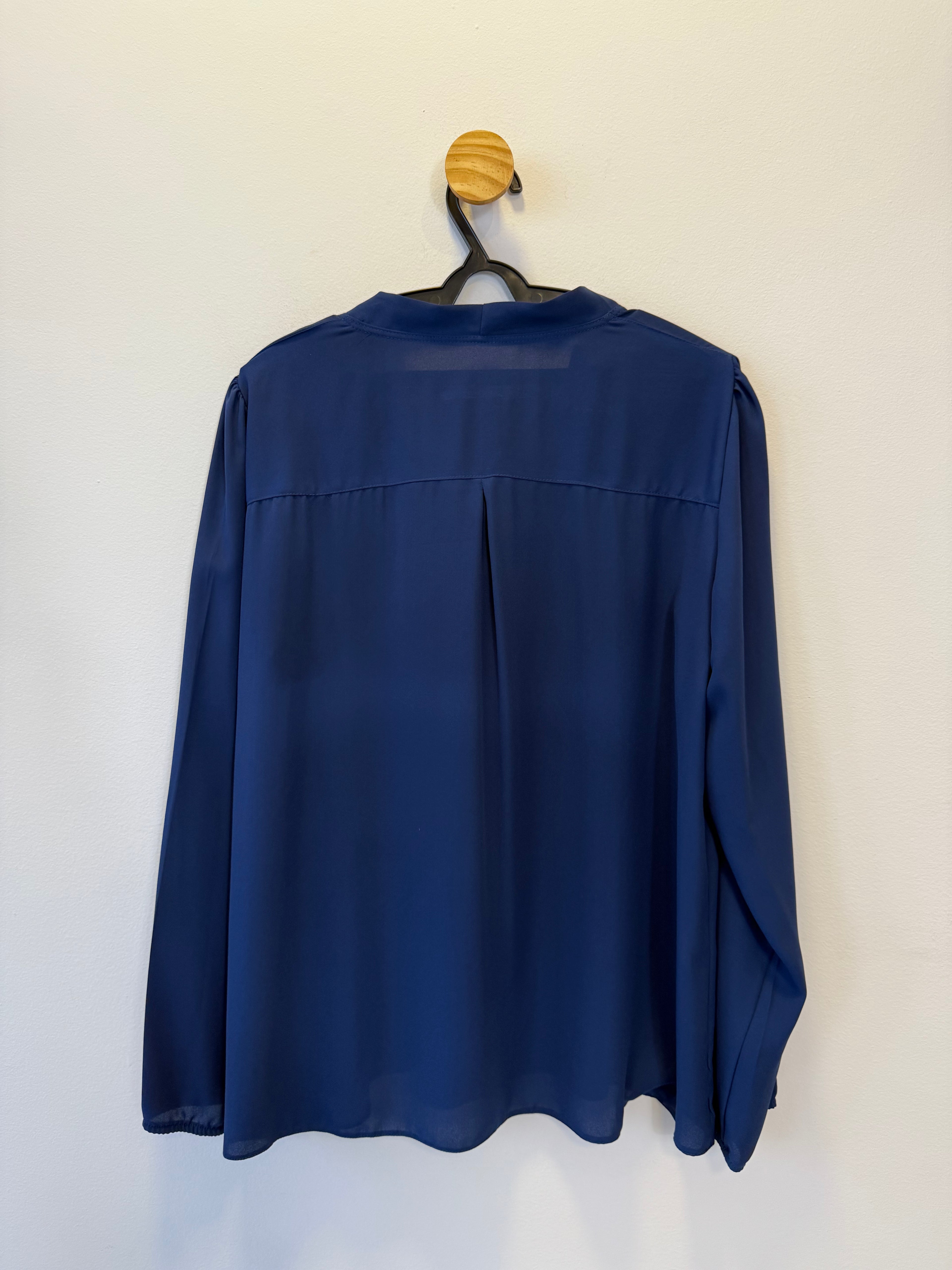 Blusa Azul Amarração na Gola