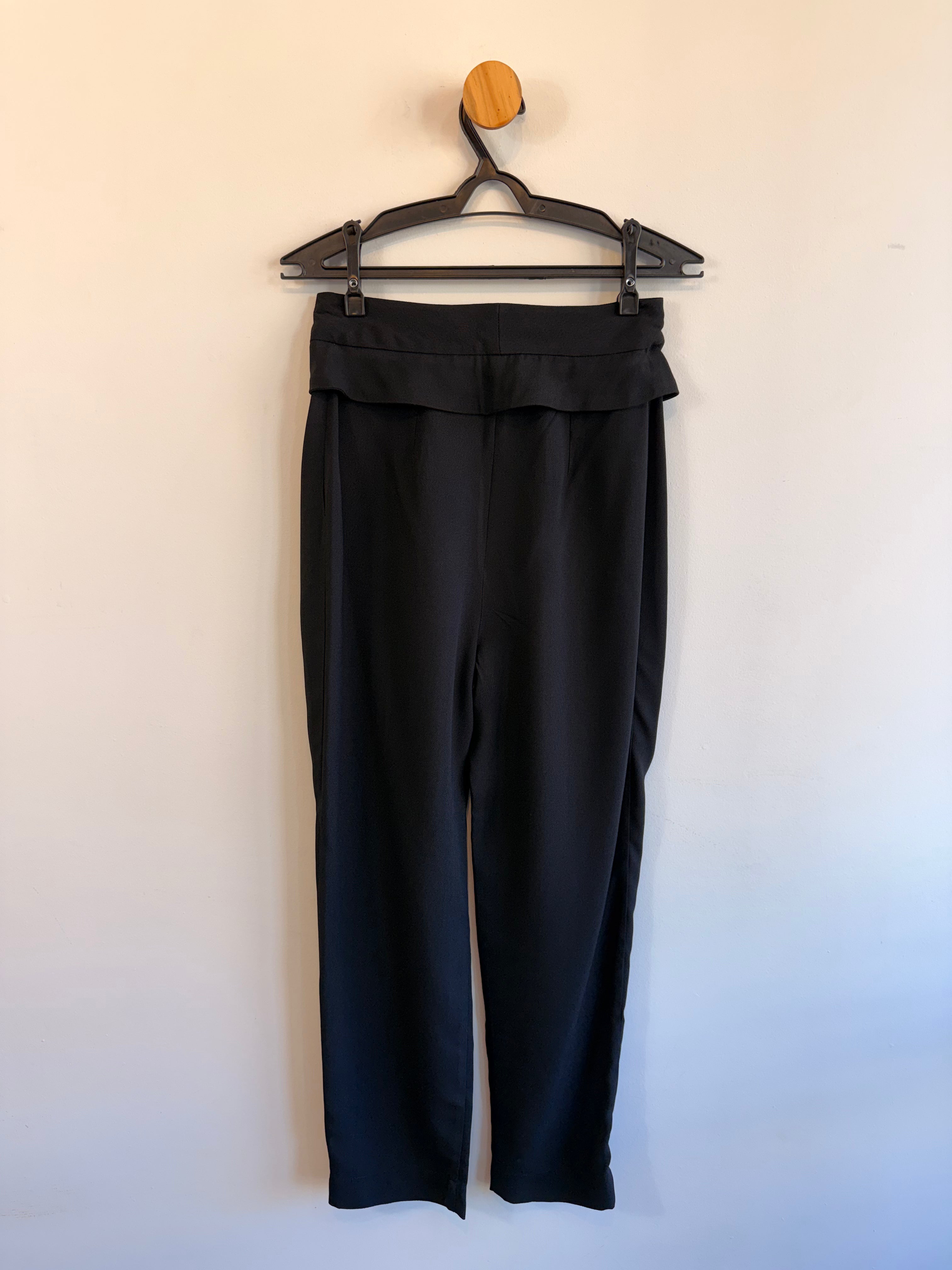 Calça Preta Suite x Maria Filó