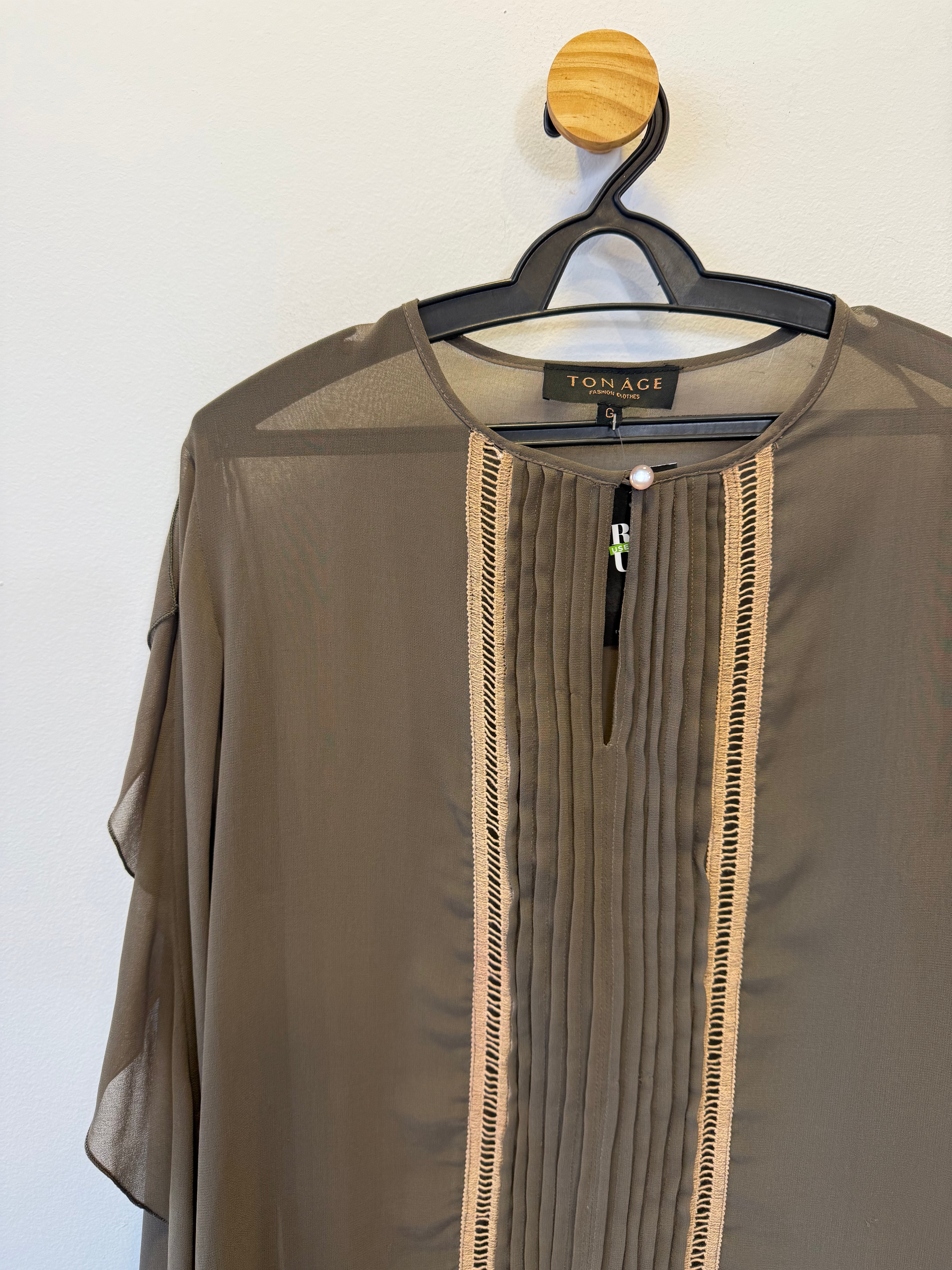 Blusa Caqui