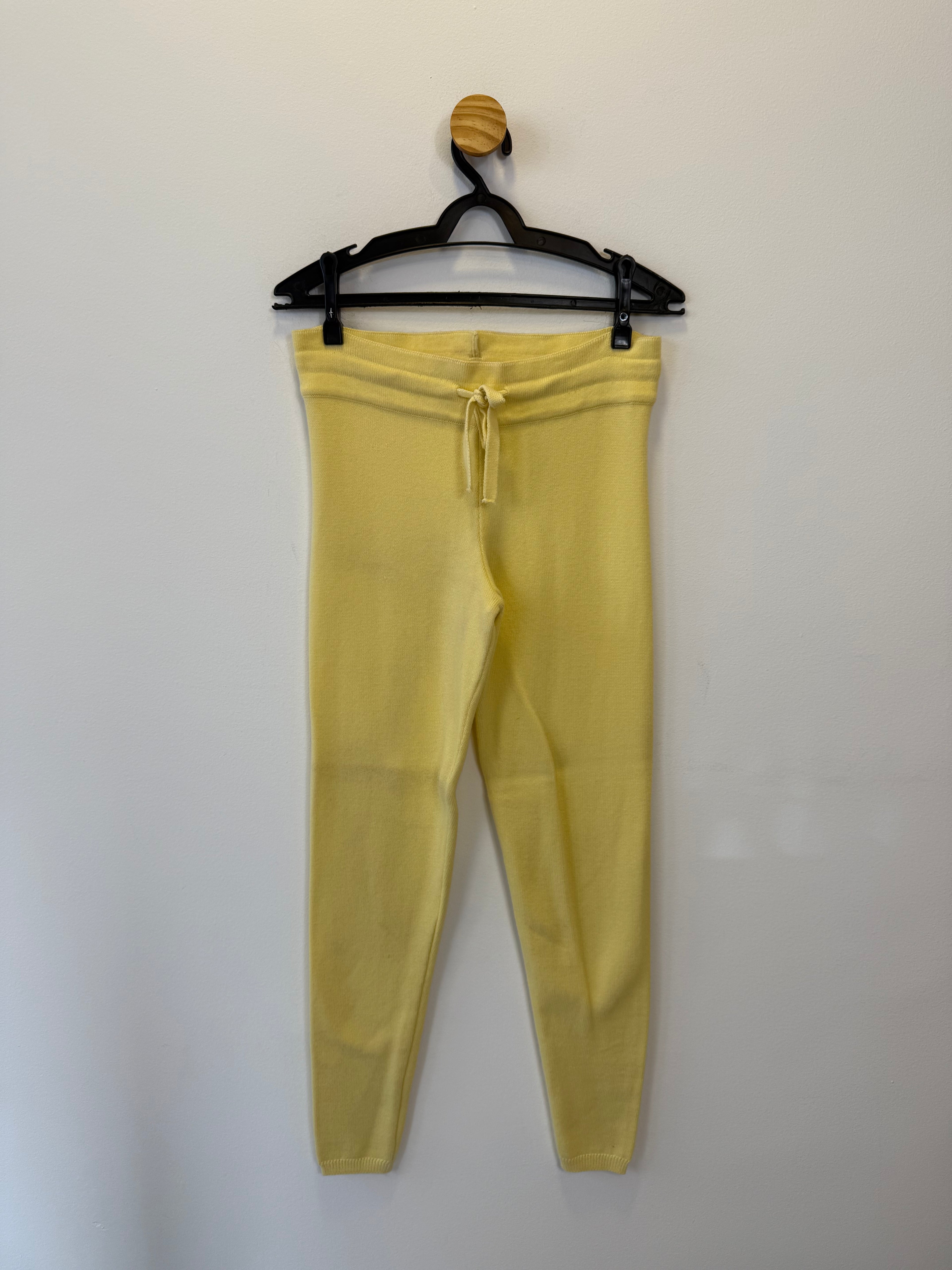 Calça Malha Amarelo Manteiga