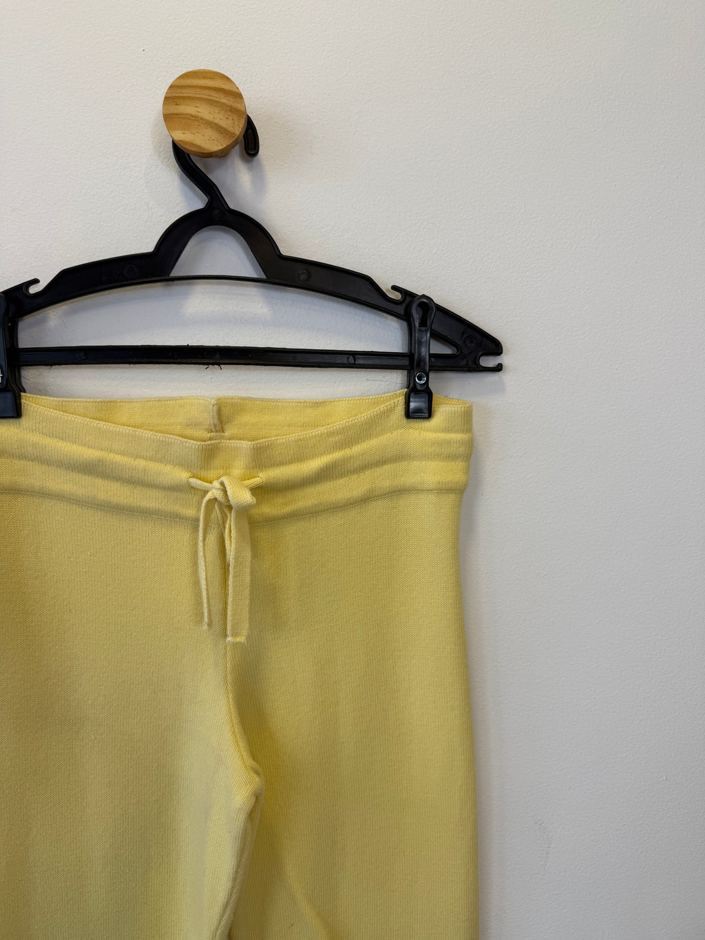 Calça Malha Amarelo Manteiga
